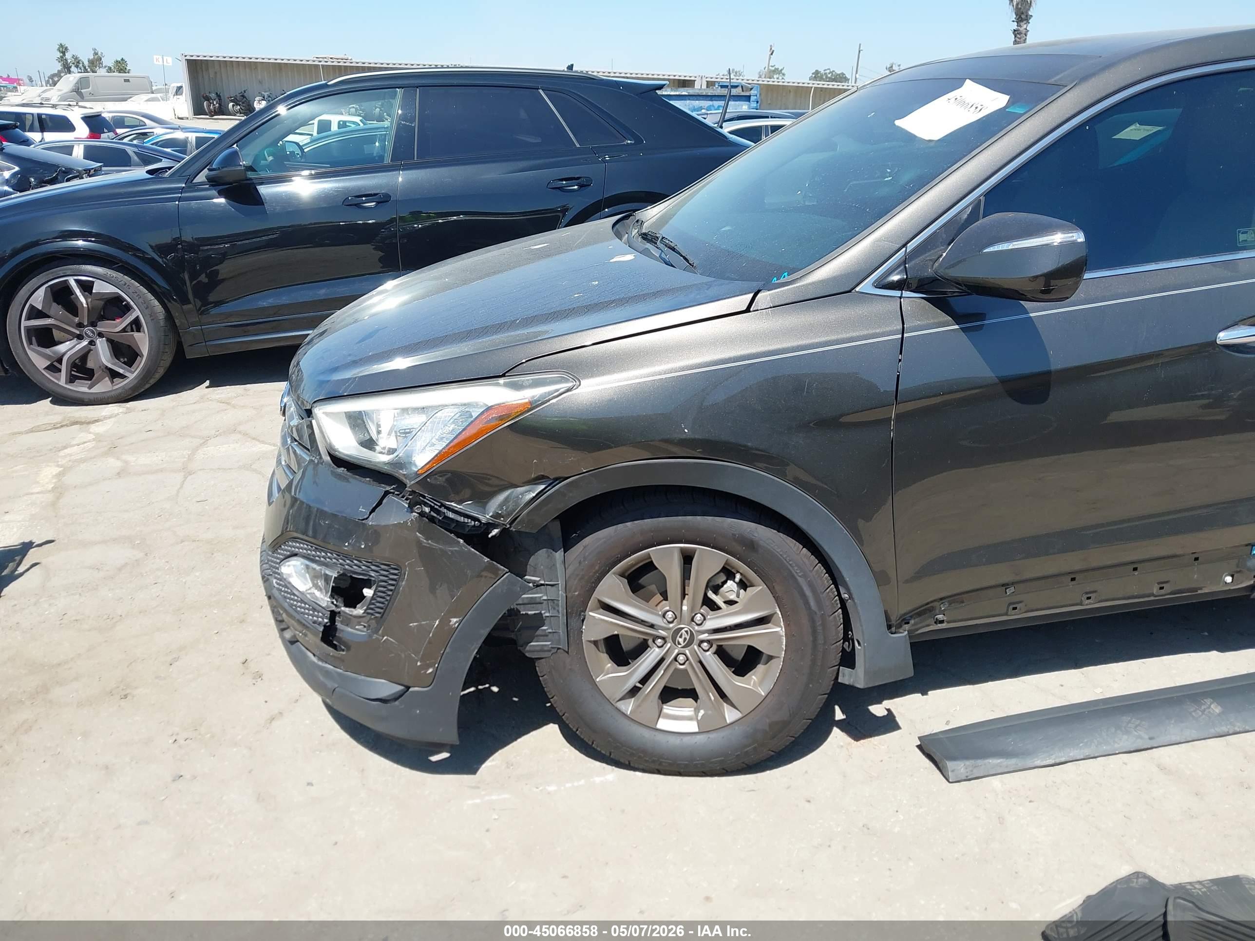 HYUNDAI SANTA image 6