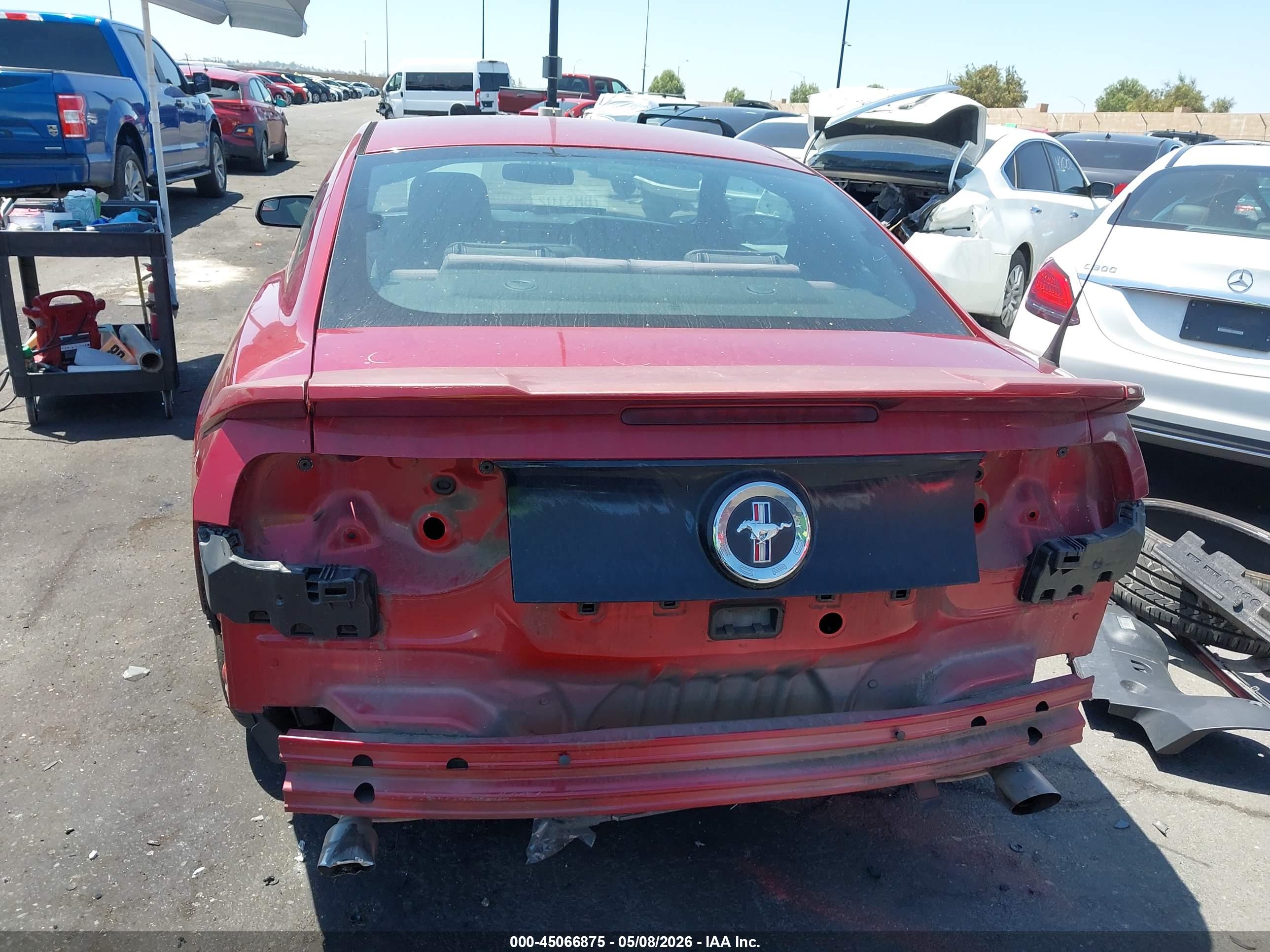 FORD MUSTANG image 6