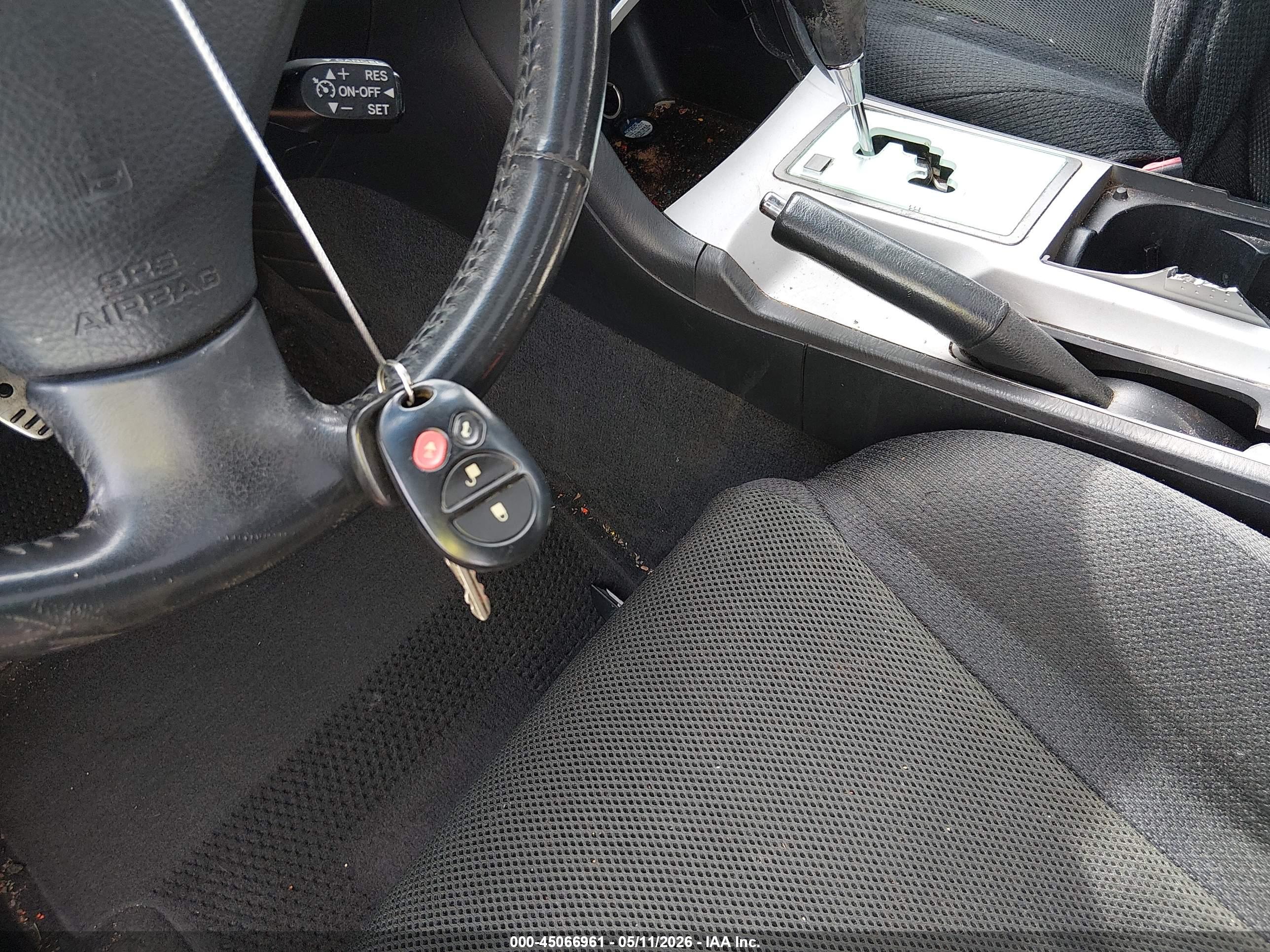 TOYOTA CAMRY image 11