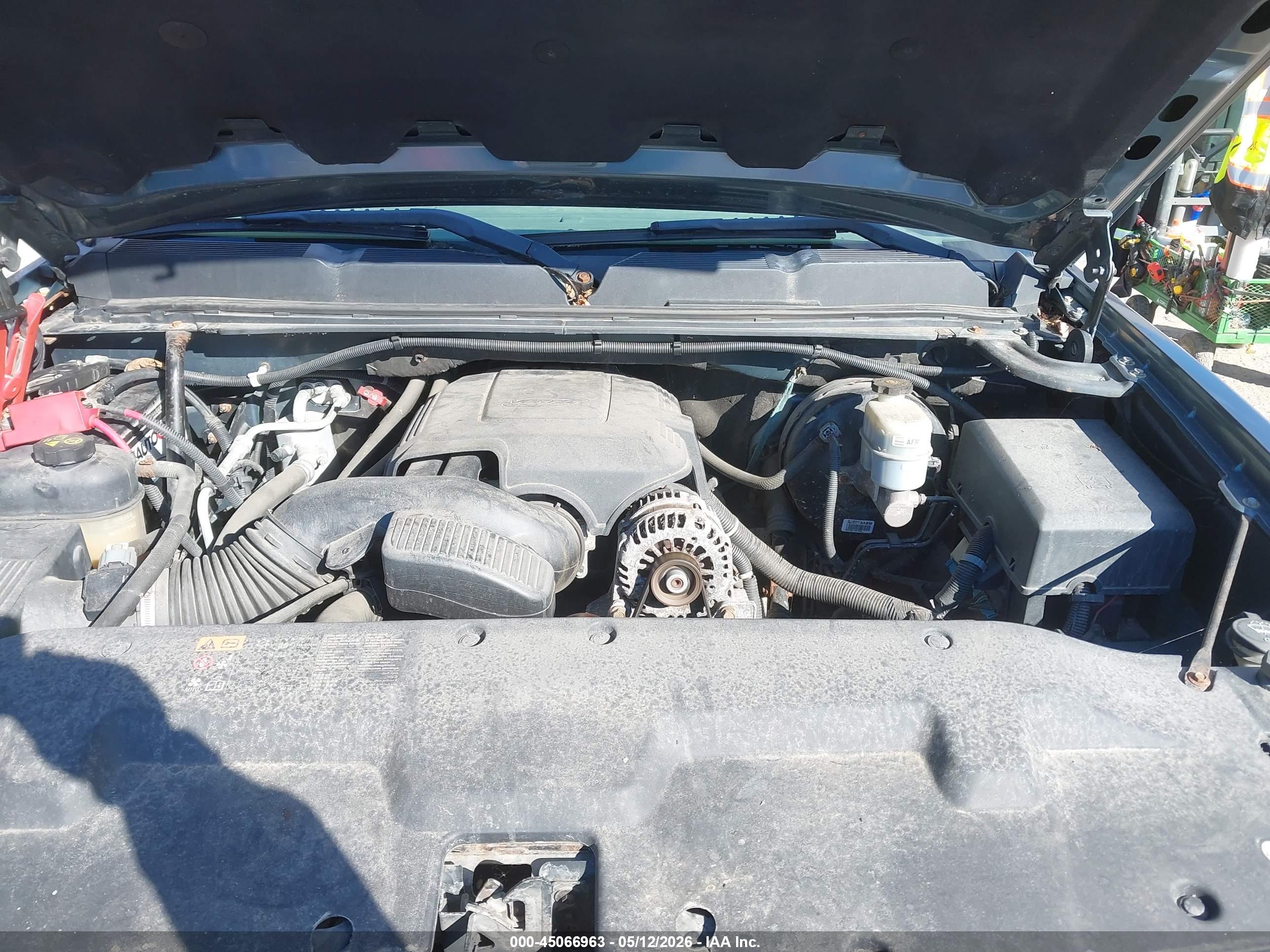 CHEVROLET SILVERADO image 10