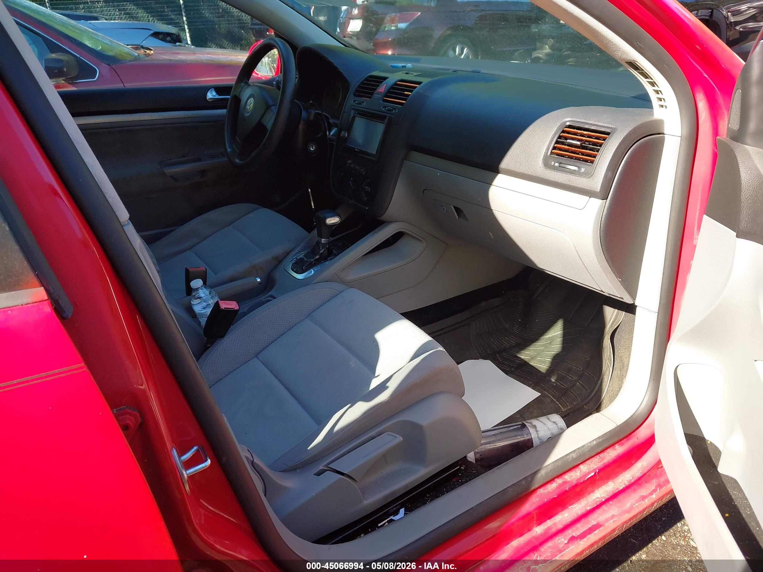 VOLKSWAGEN RABBIT image 5