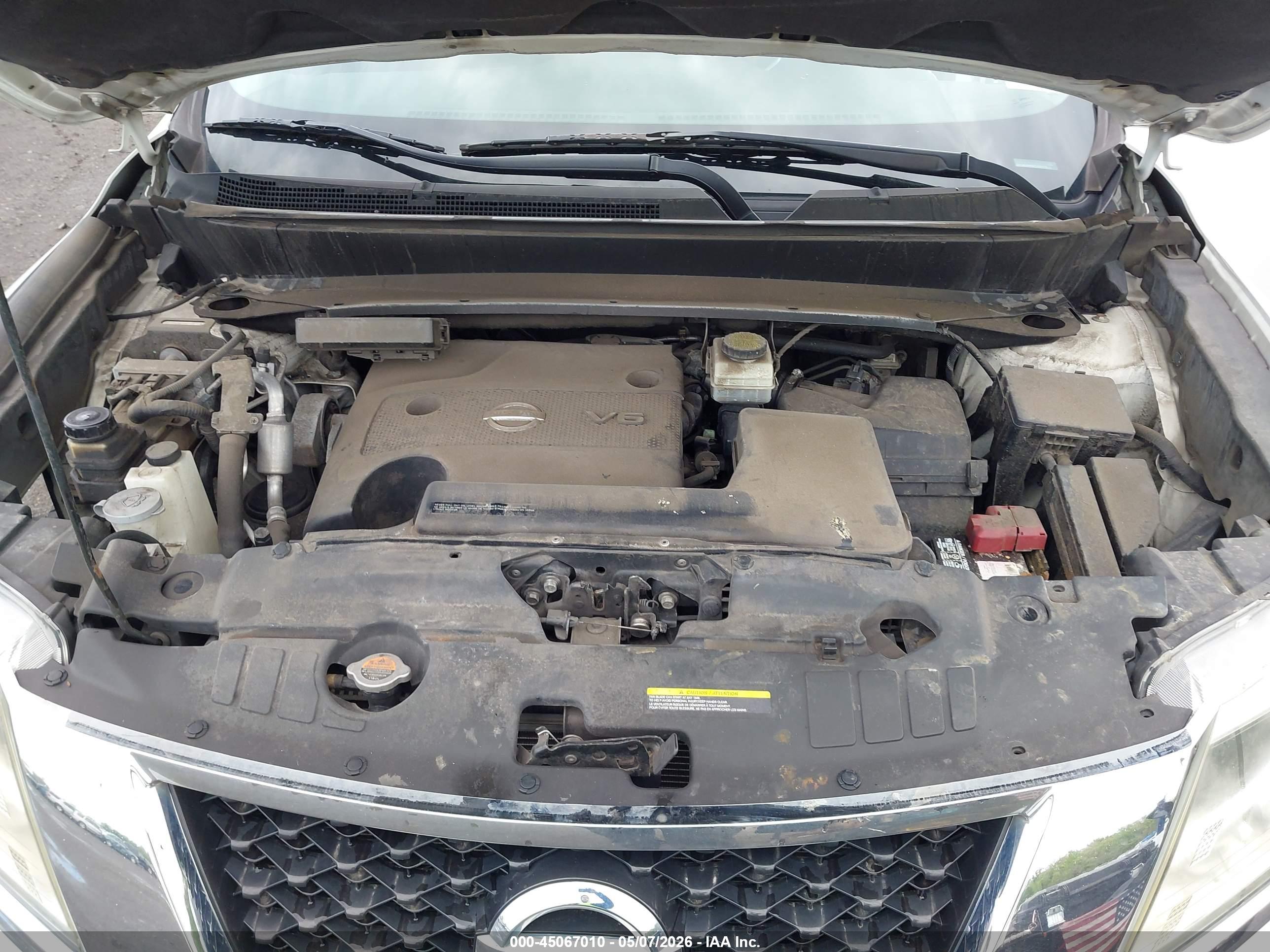 NISSAN PATHFINDER image 10