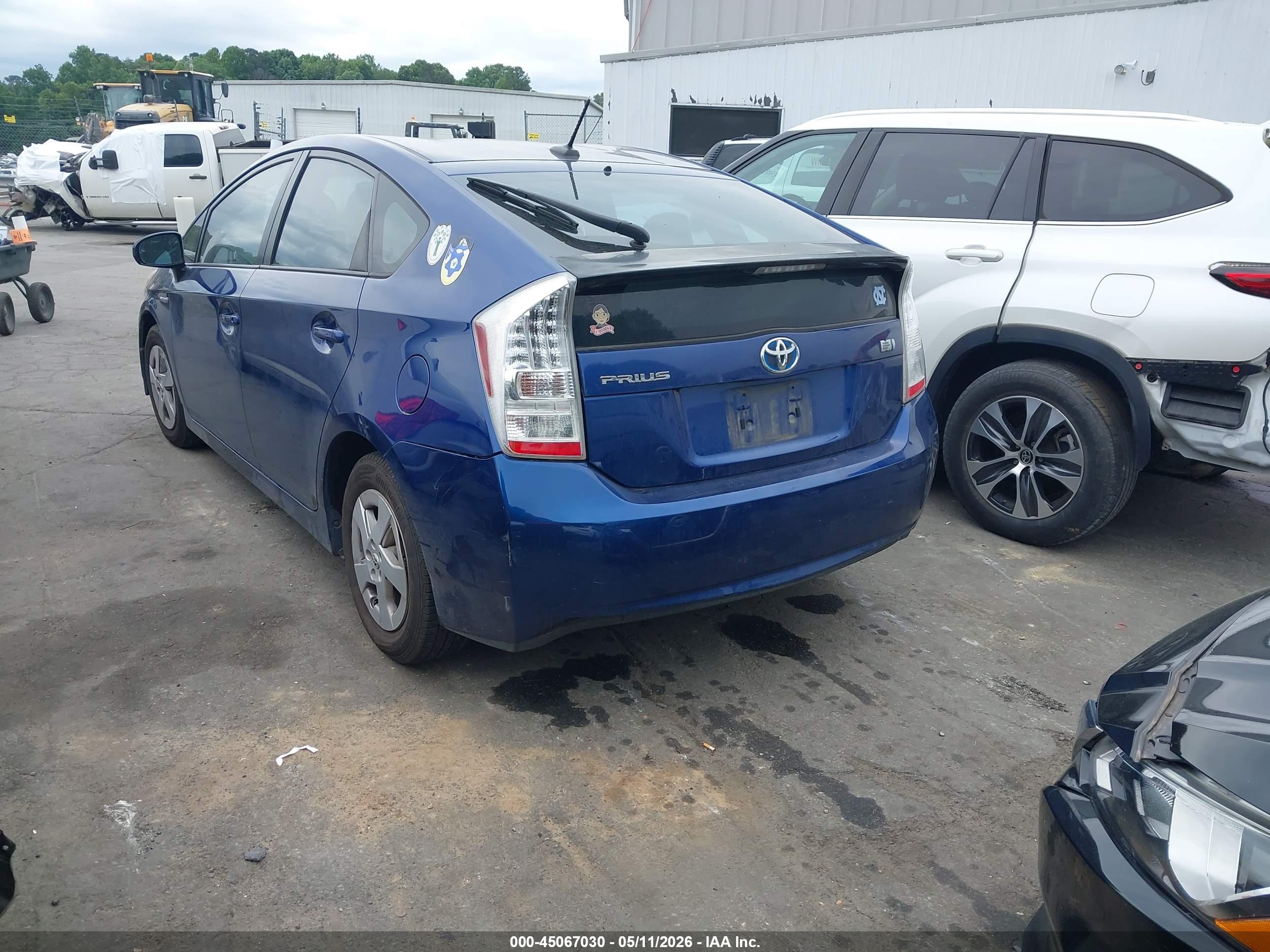 TOYOTA PRIUS image 3