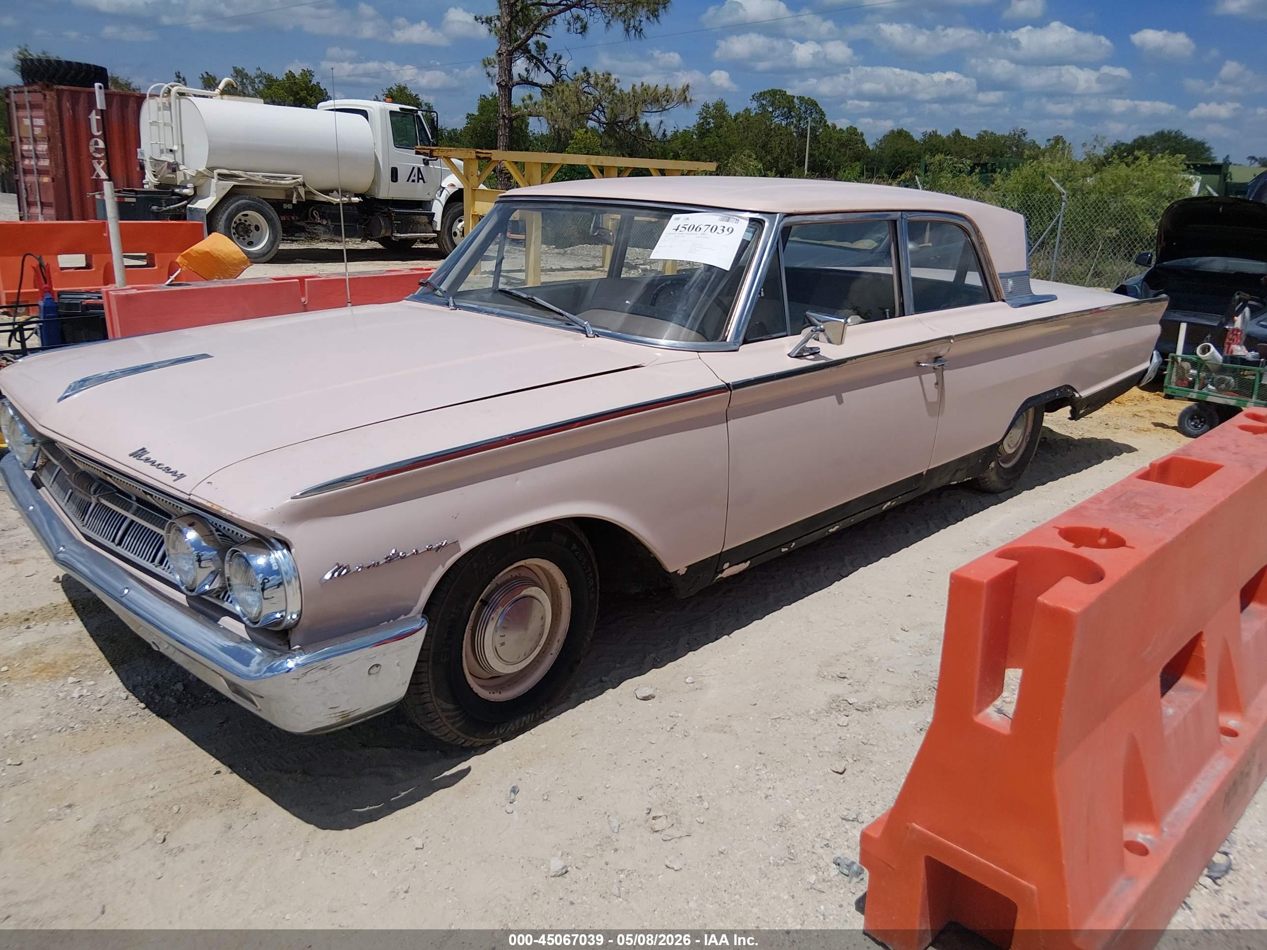 MERCURY MONTEREY image 2