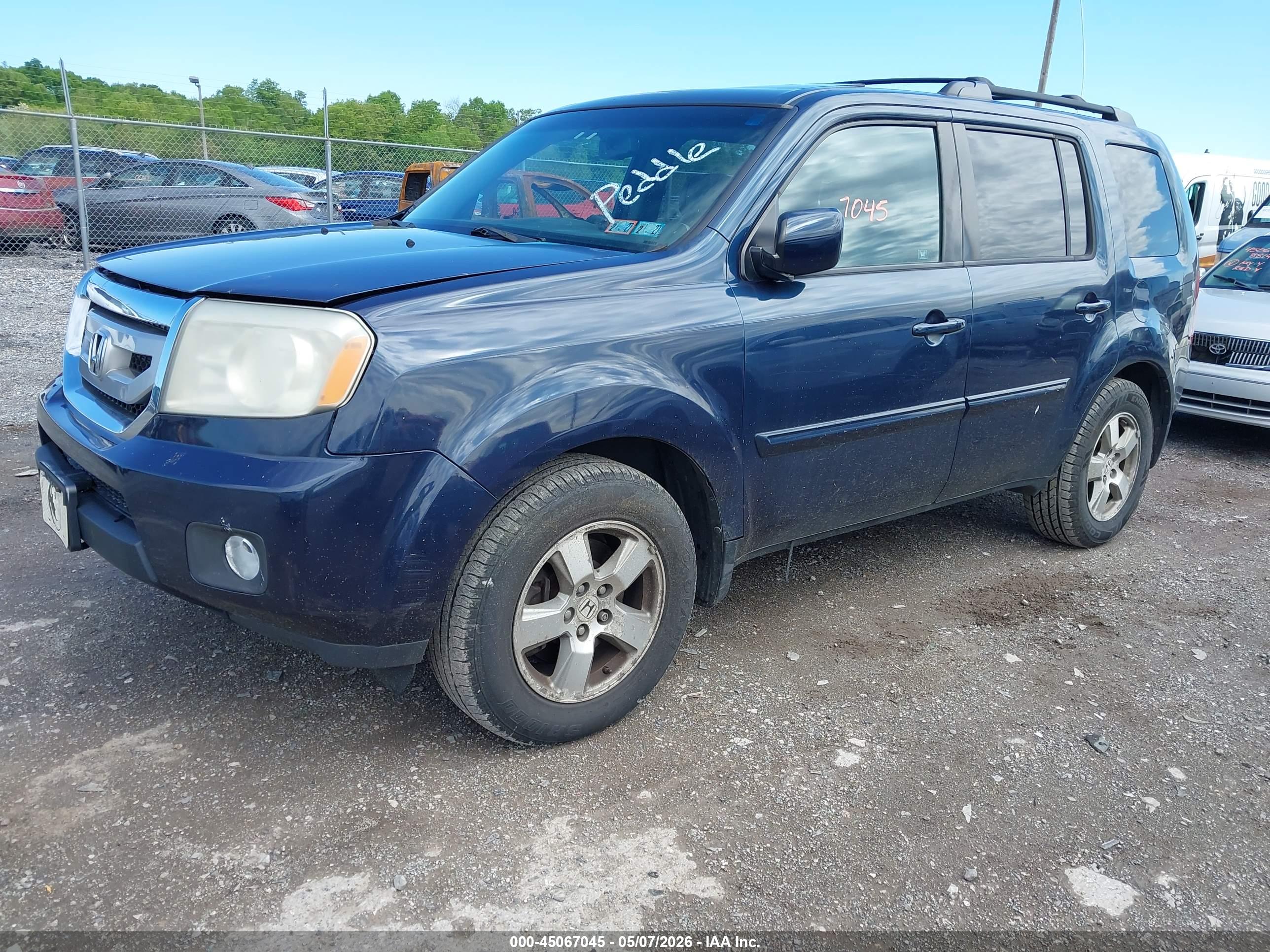 HONDA PILOT image 2