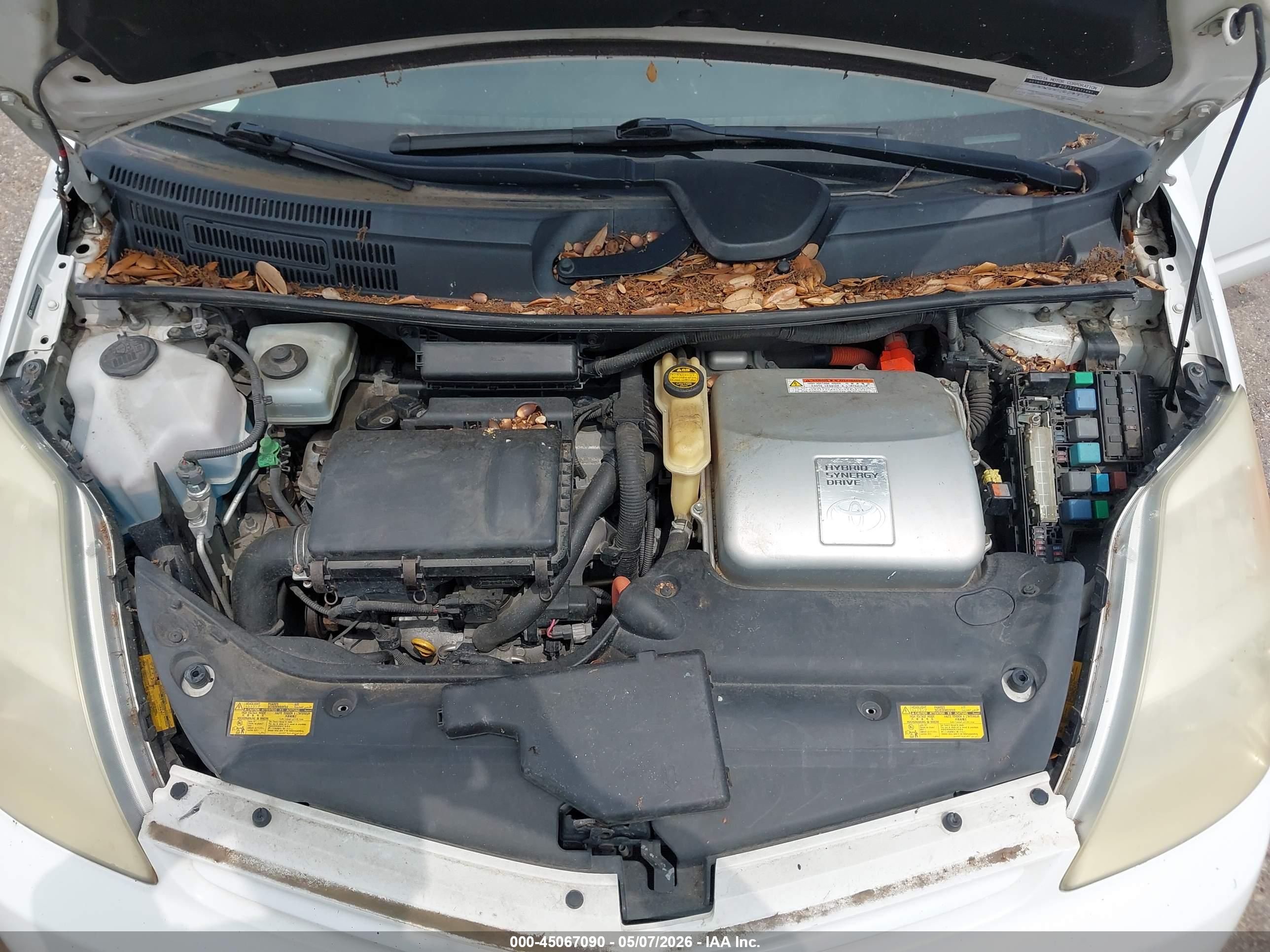 TOYOTA PRIUS image 10