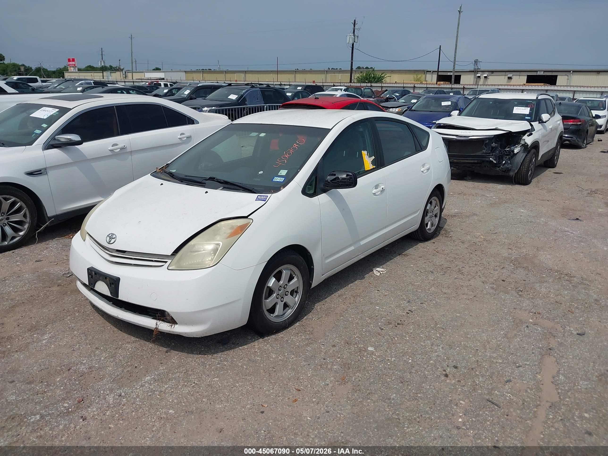 TOYOTA PRIUS image 2