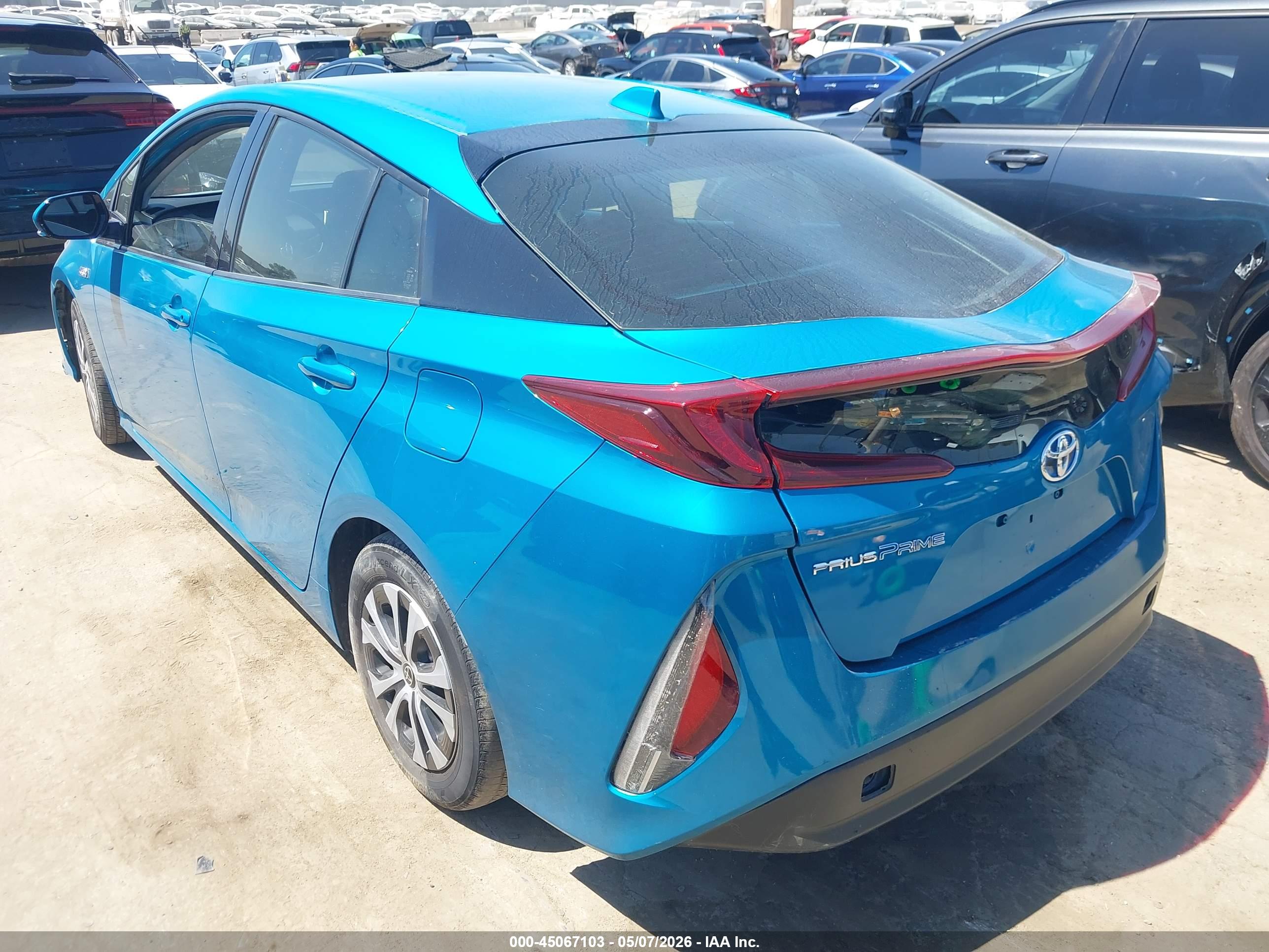 TOYOTA PRIUS image 3