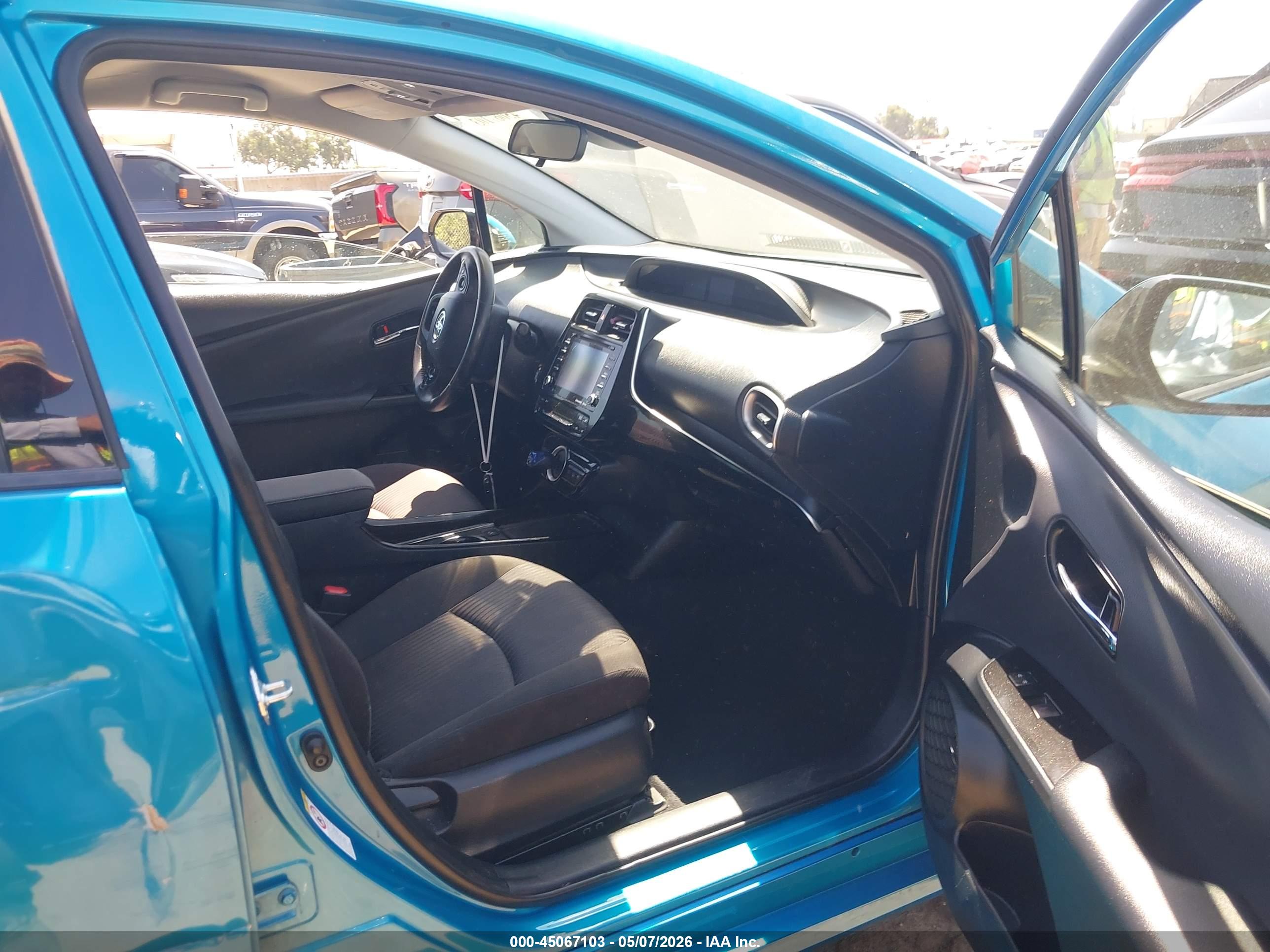 TOYOTA PRIUS image 5