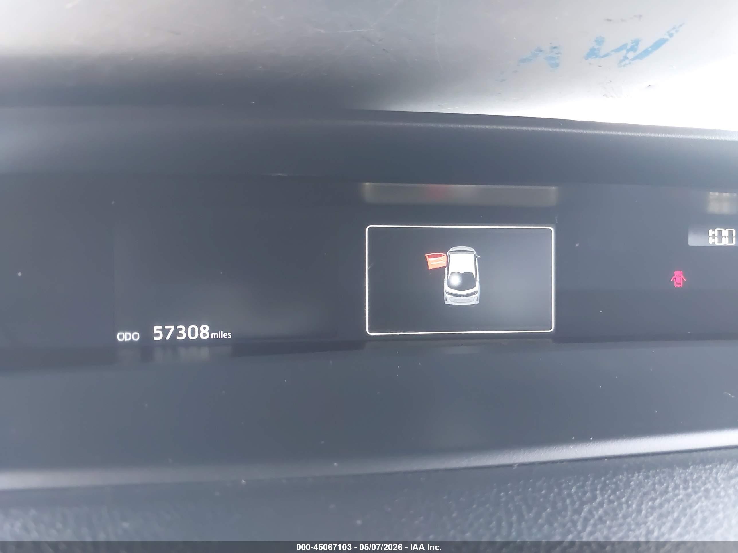 TOYOTA PRIUS image 7