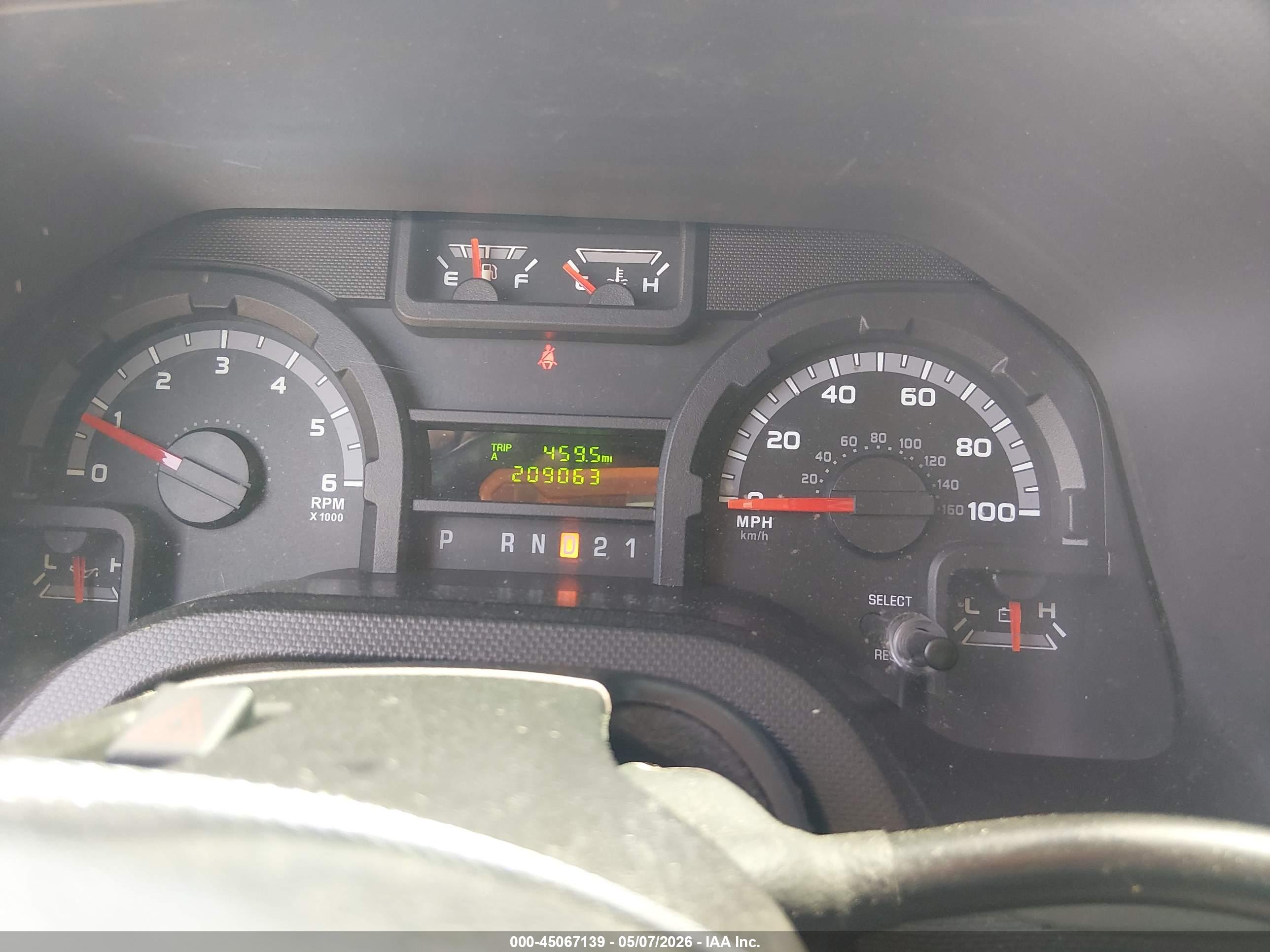 FORD E-150 image 7