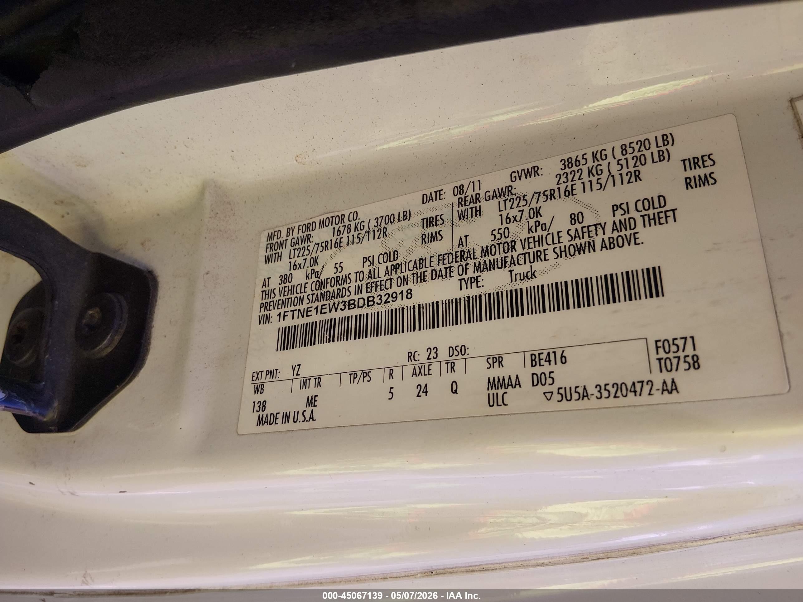 FORD E-150 image 9