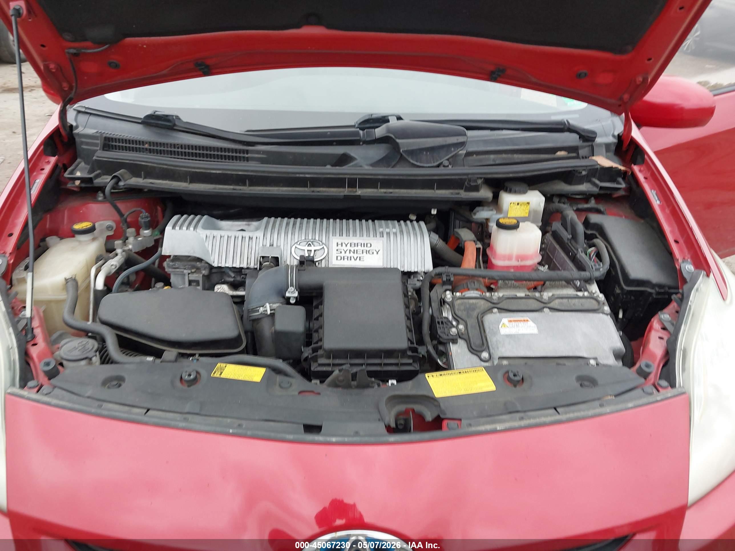 TOYOTA PRIUS image 10