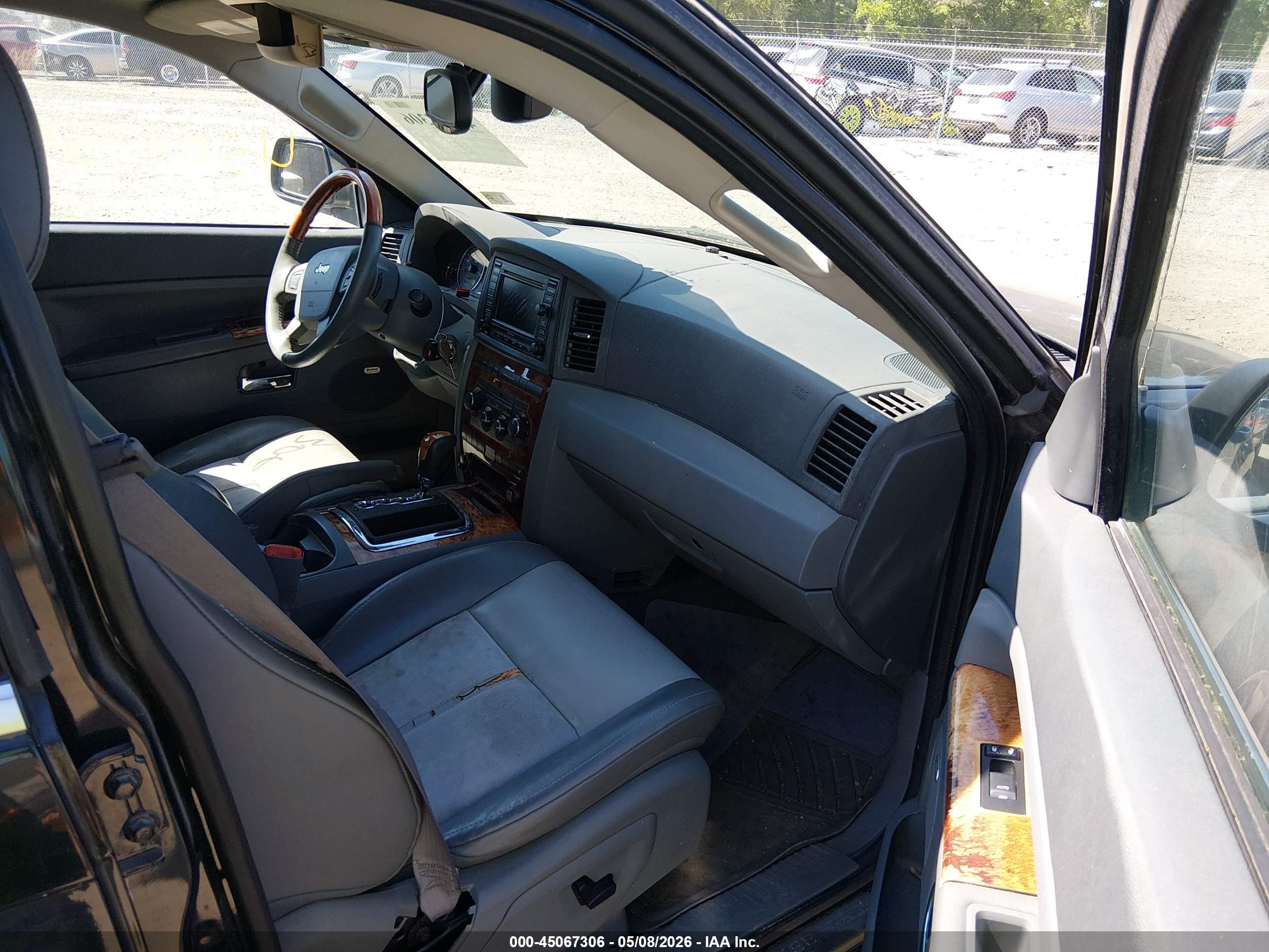 JEEP GRAND image 5