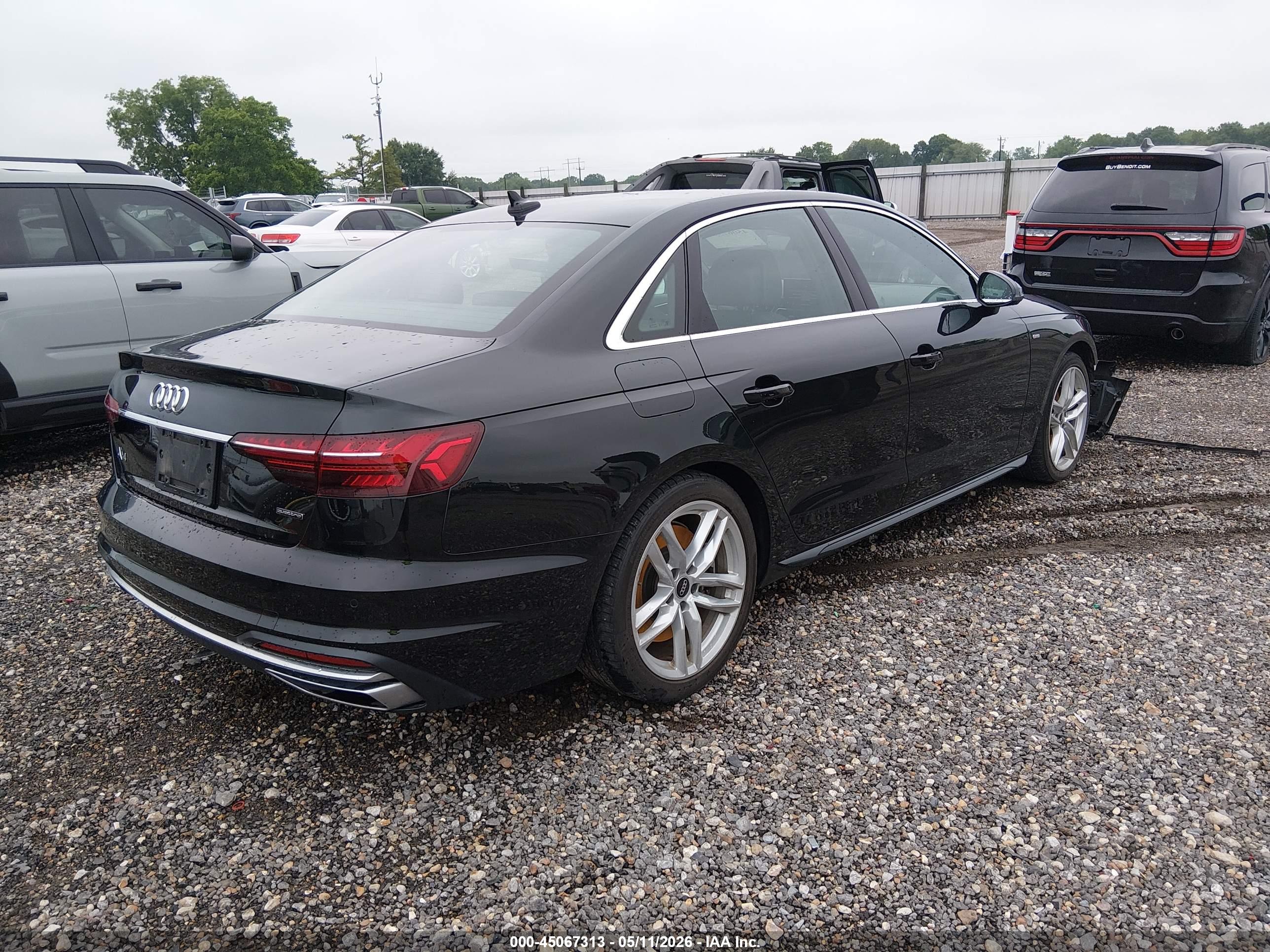 AUDI A4 image 4
