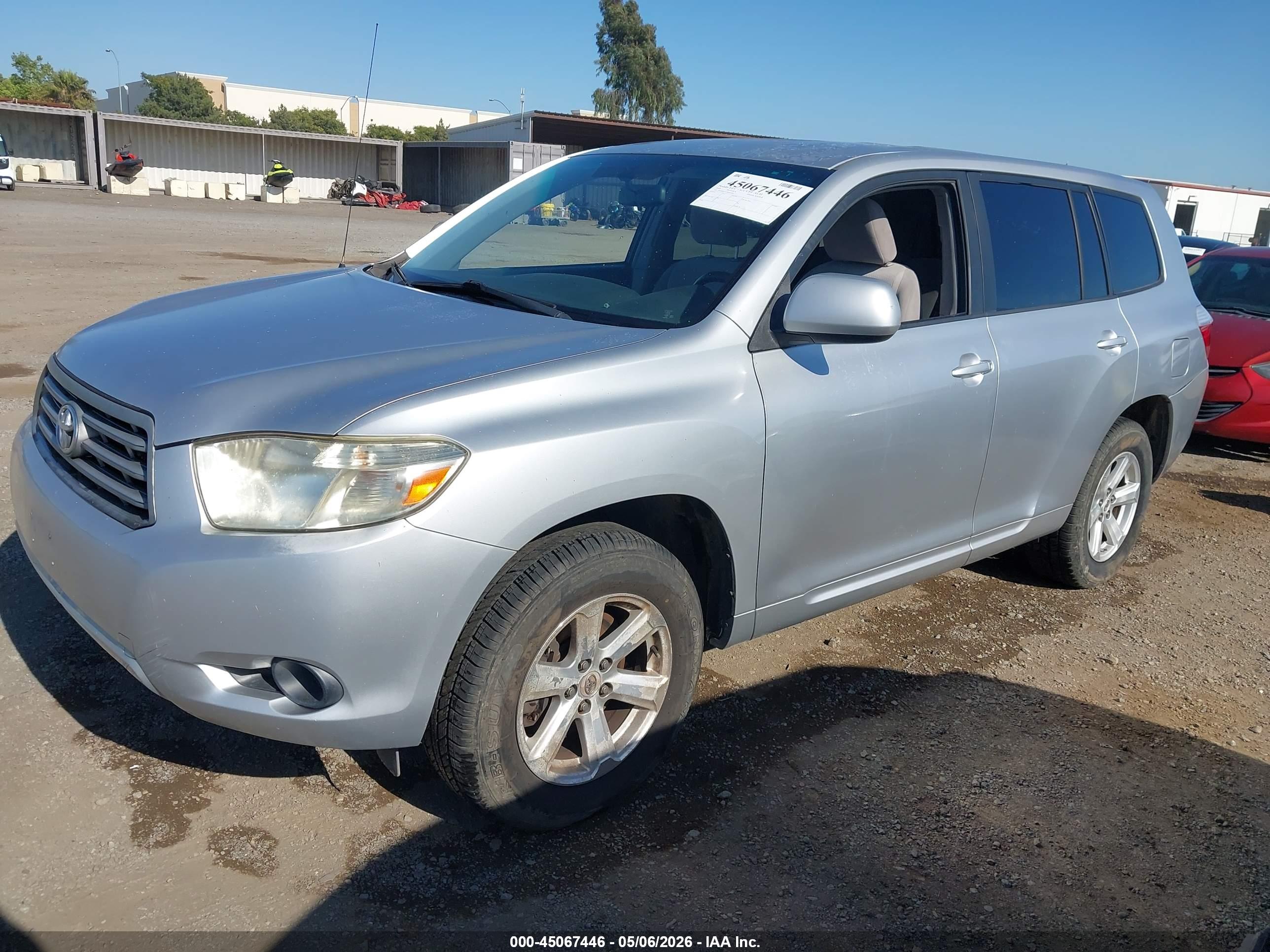 TOYOTA HIGHLANDER image 2