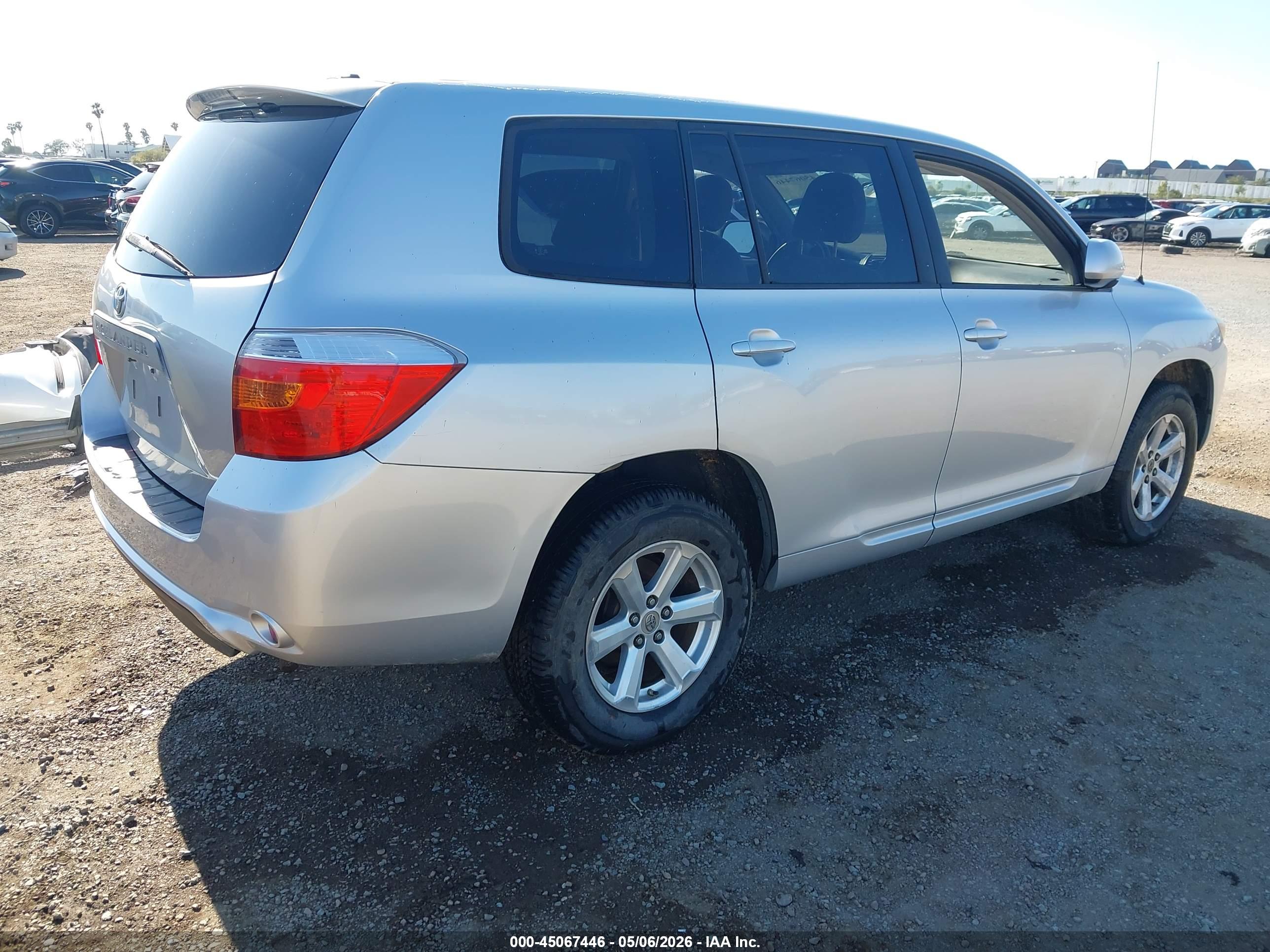 TOYOTA HIGHLANDER image 4