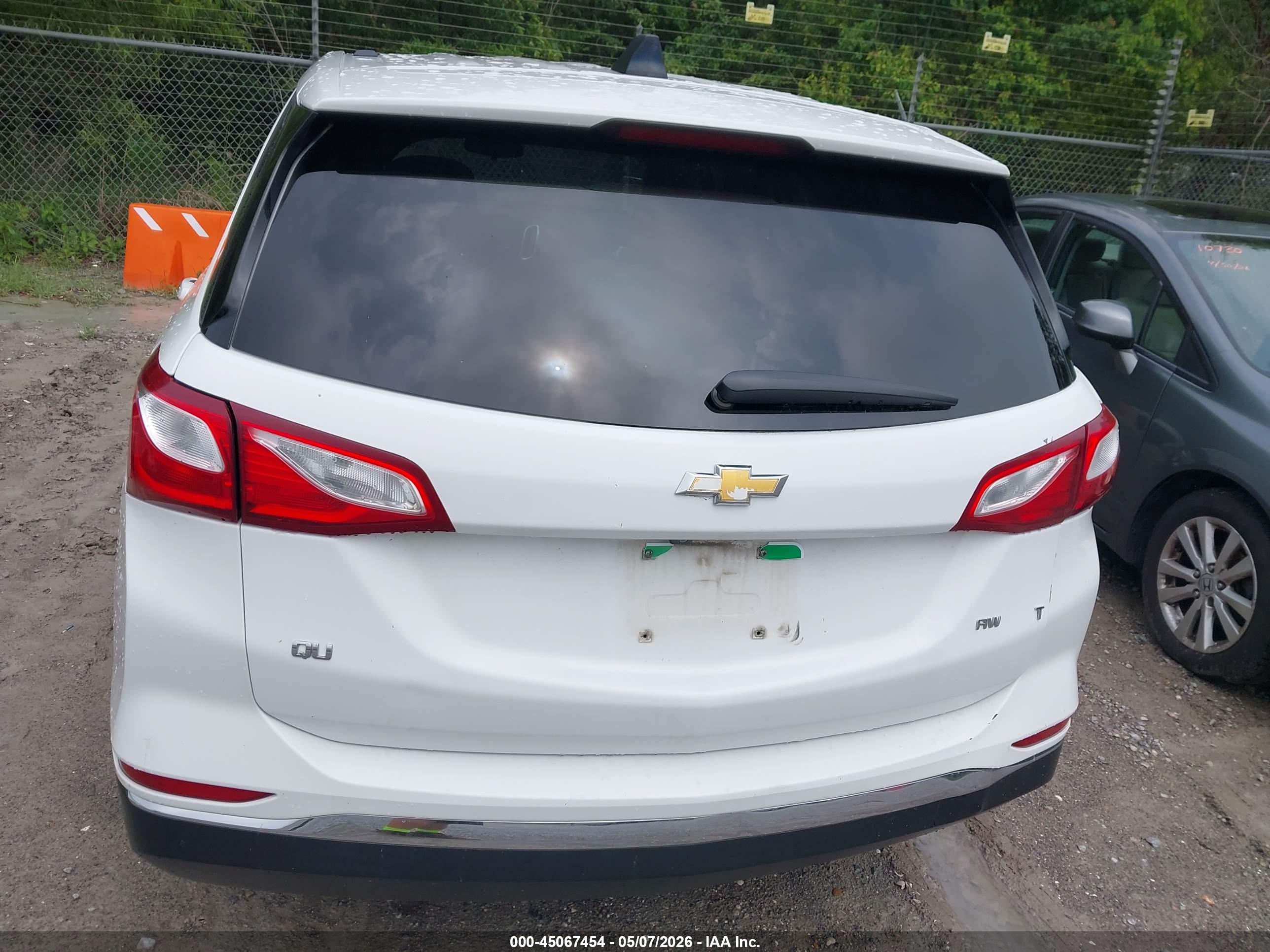 CHEVROLET EQUINOX image 6