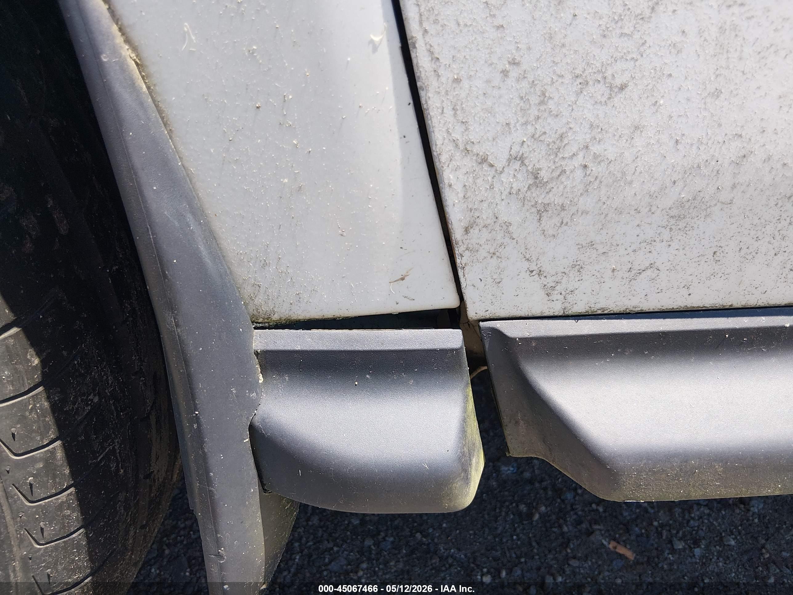NISSAN PATHFINDER image 6