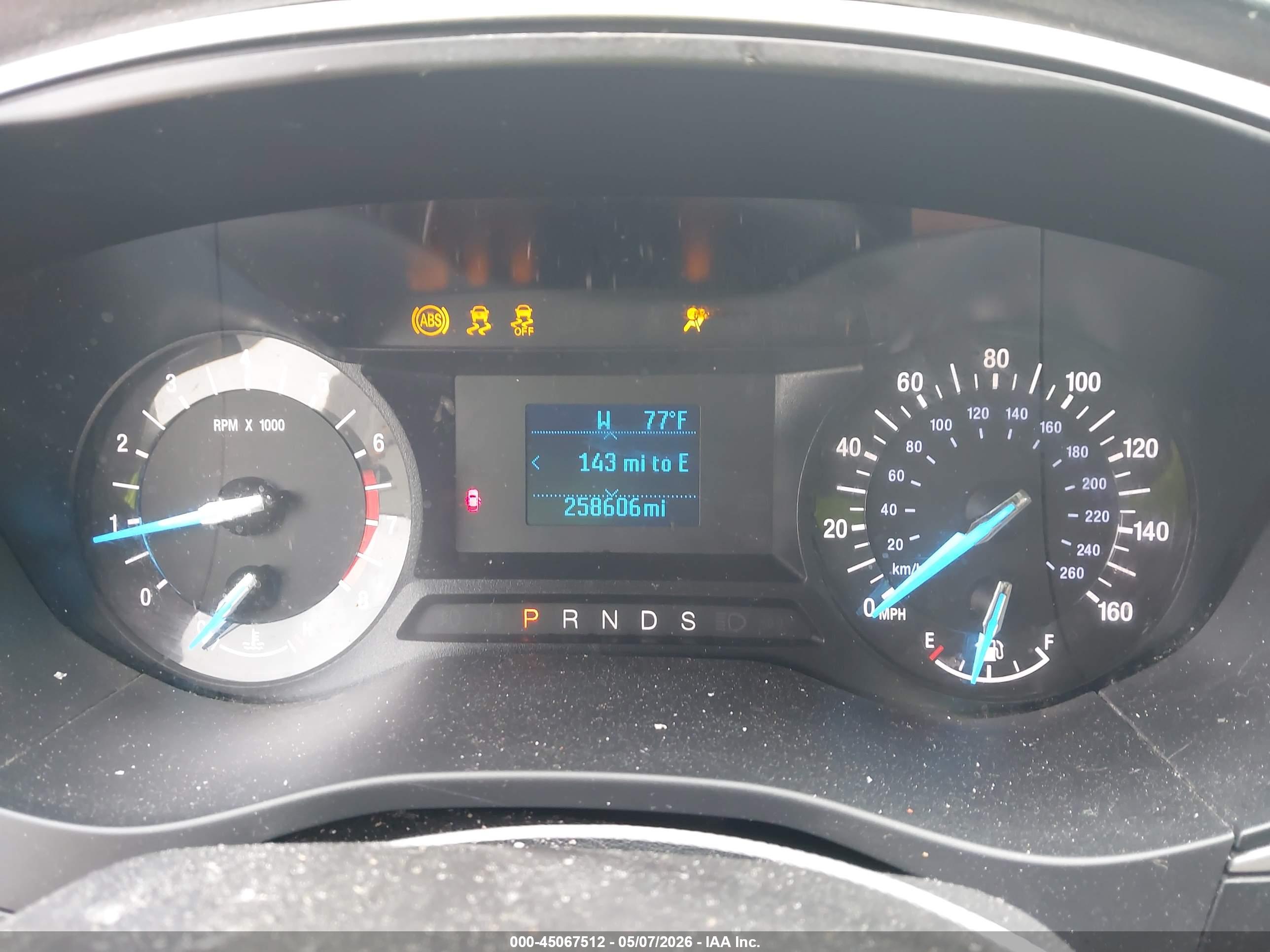 FORD FUSION image 7