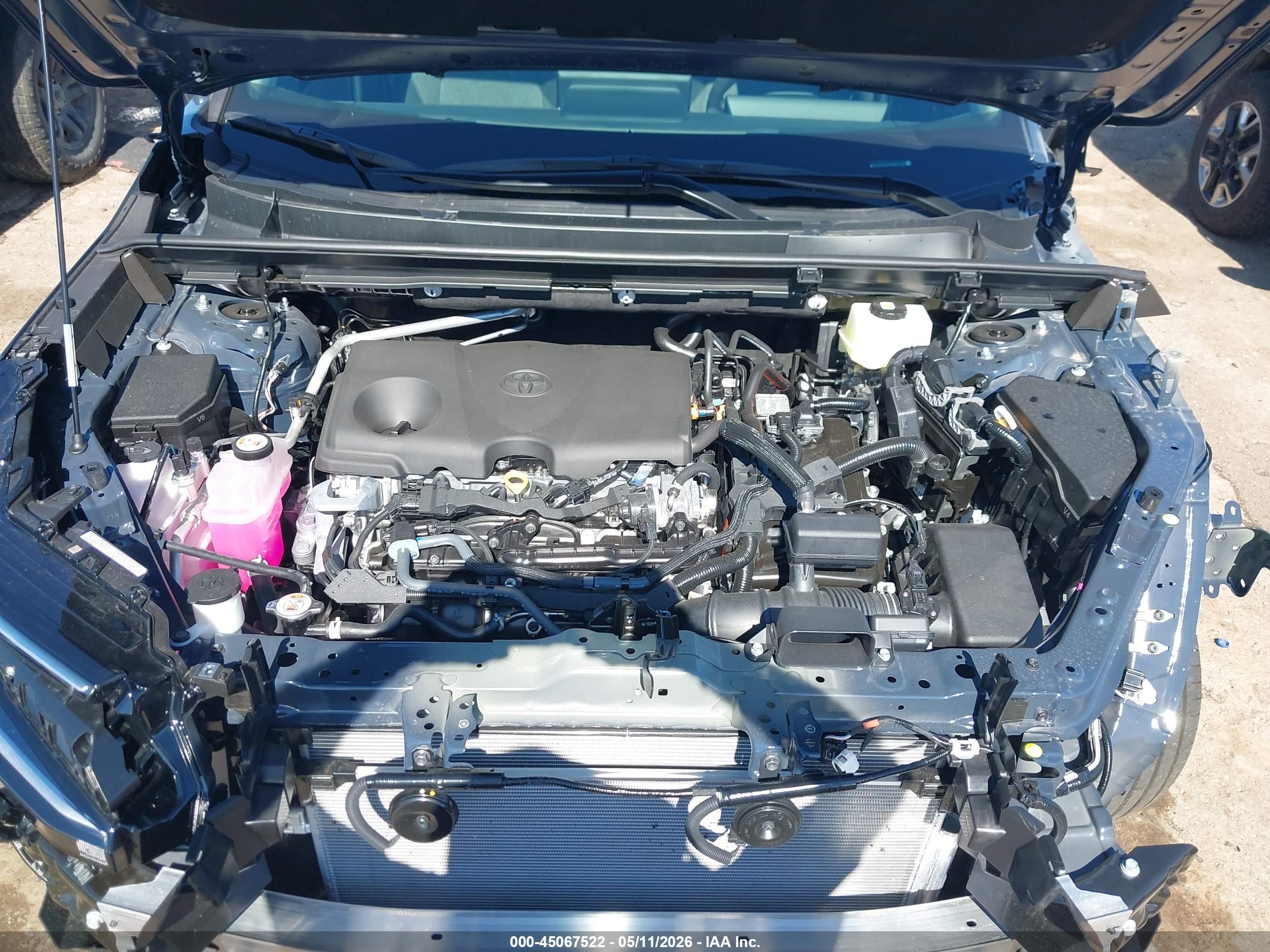 TOYOTA RAV4 image 10