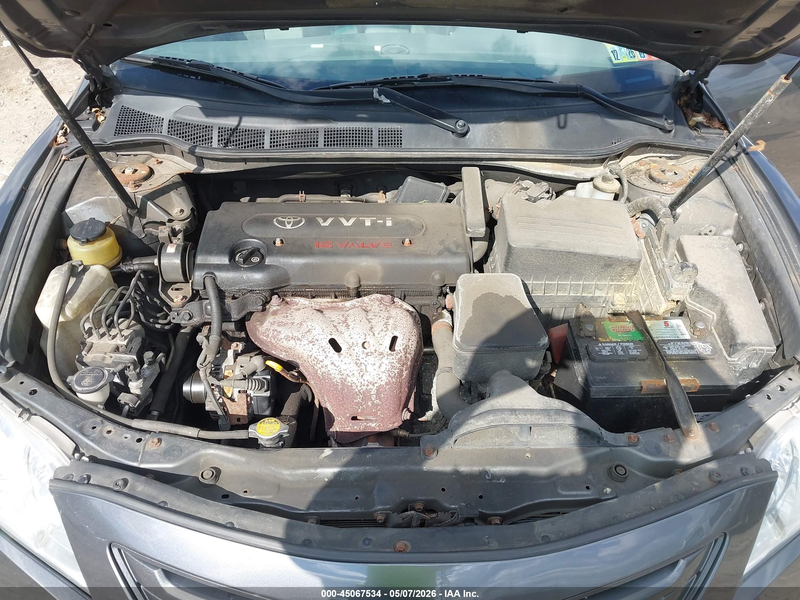 TOYOTA CAMRY image 10