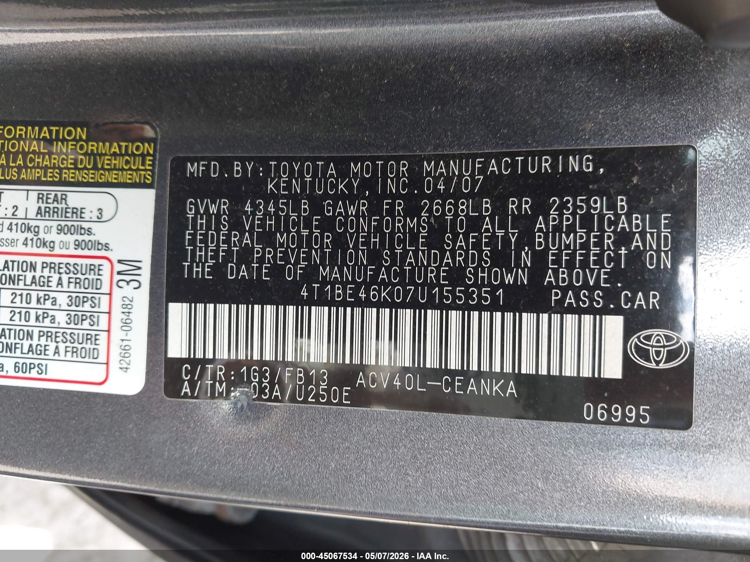 TOYOTA CAMRY image 9