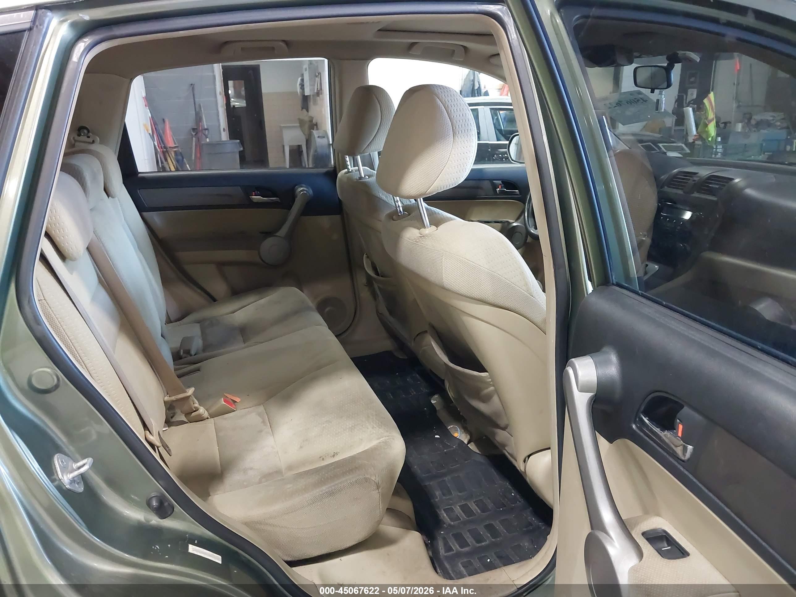 HONDA CR-V image 8