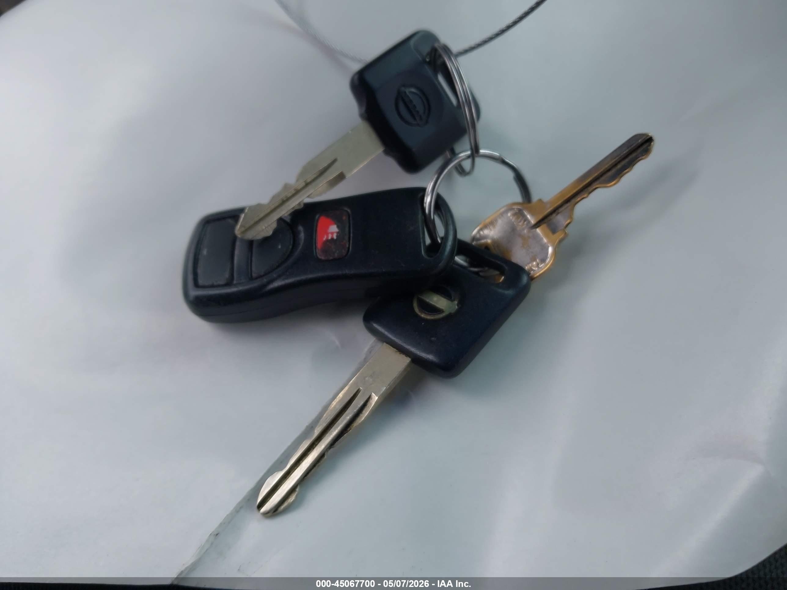 NISSAN FRONTIER image 11