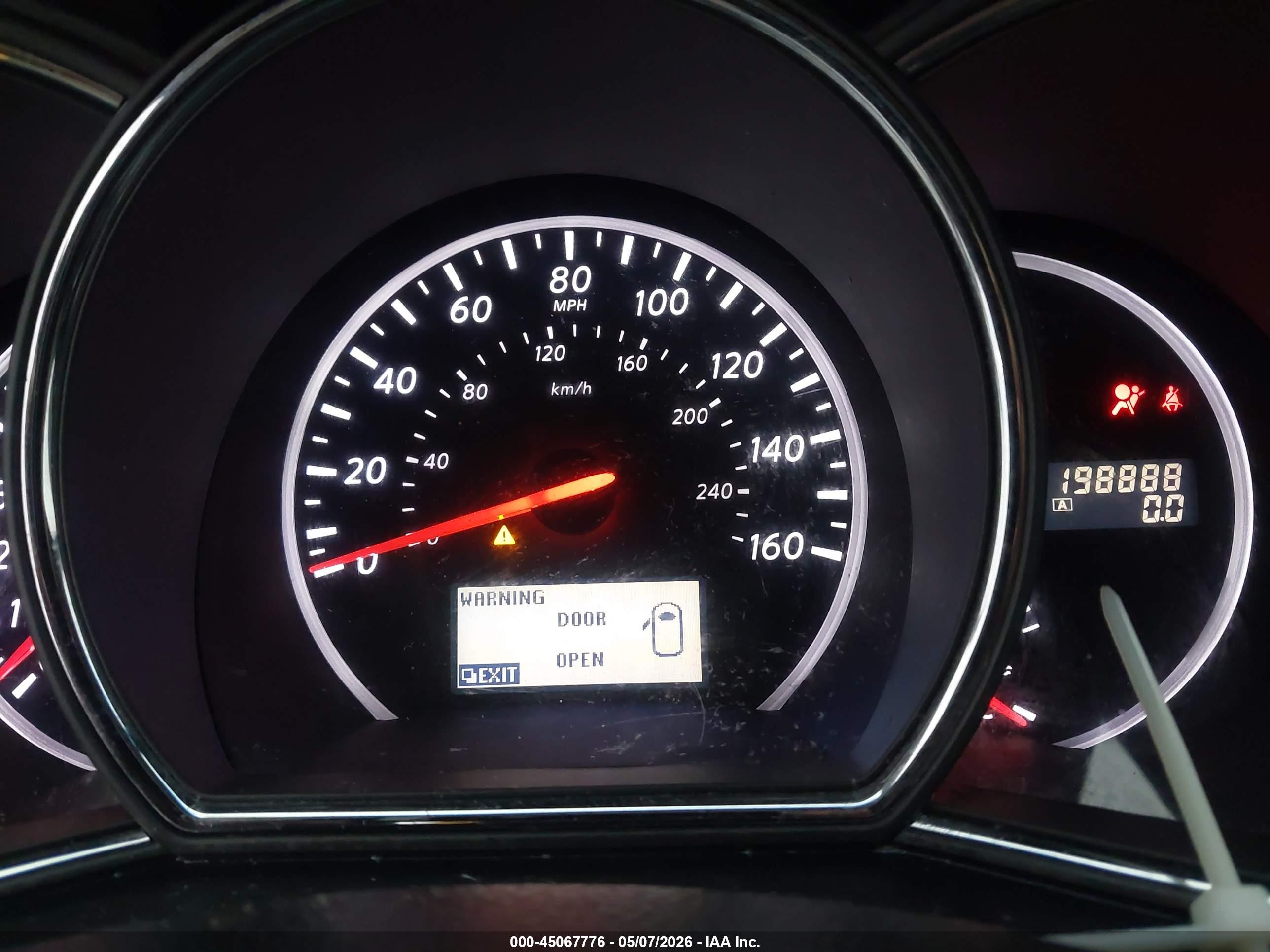 NISSAN MURANO image 7