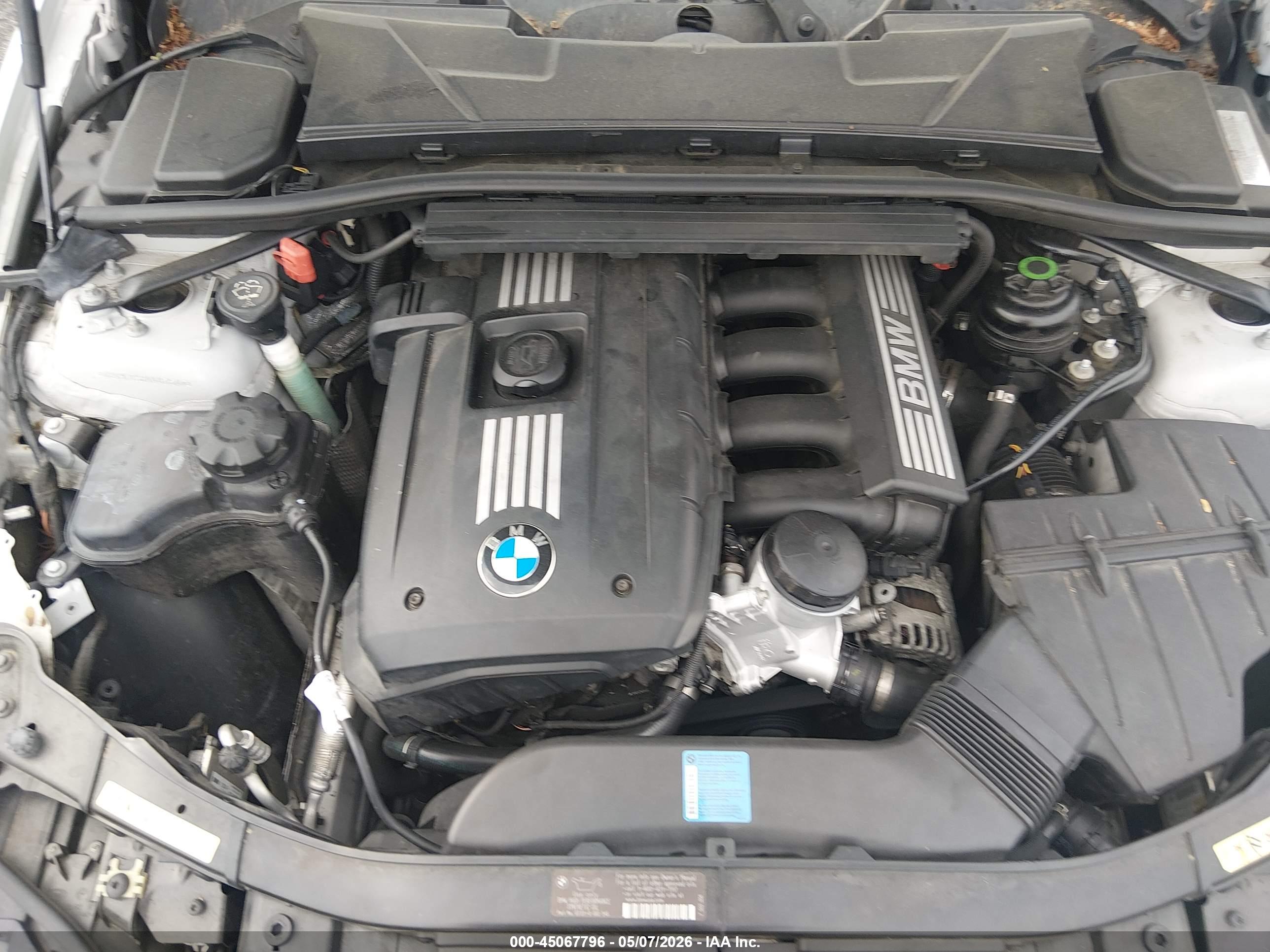 BMW 328I image 10