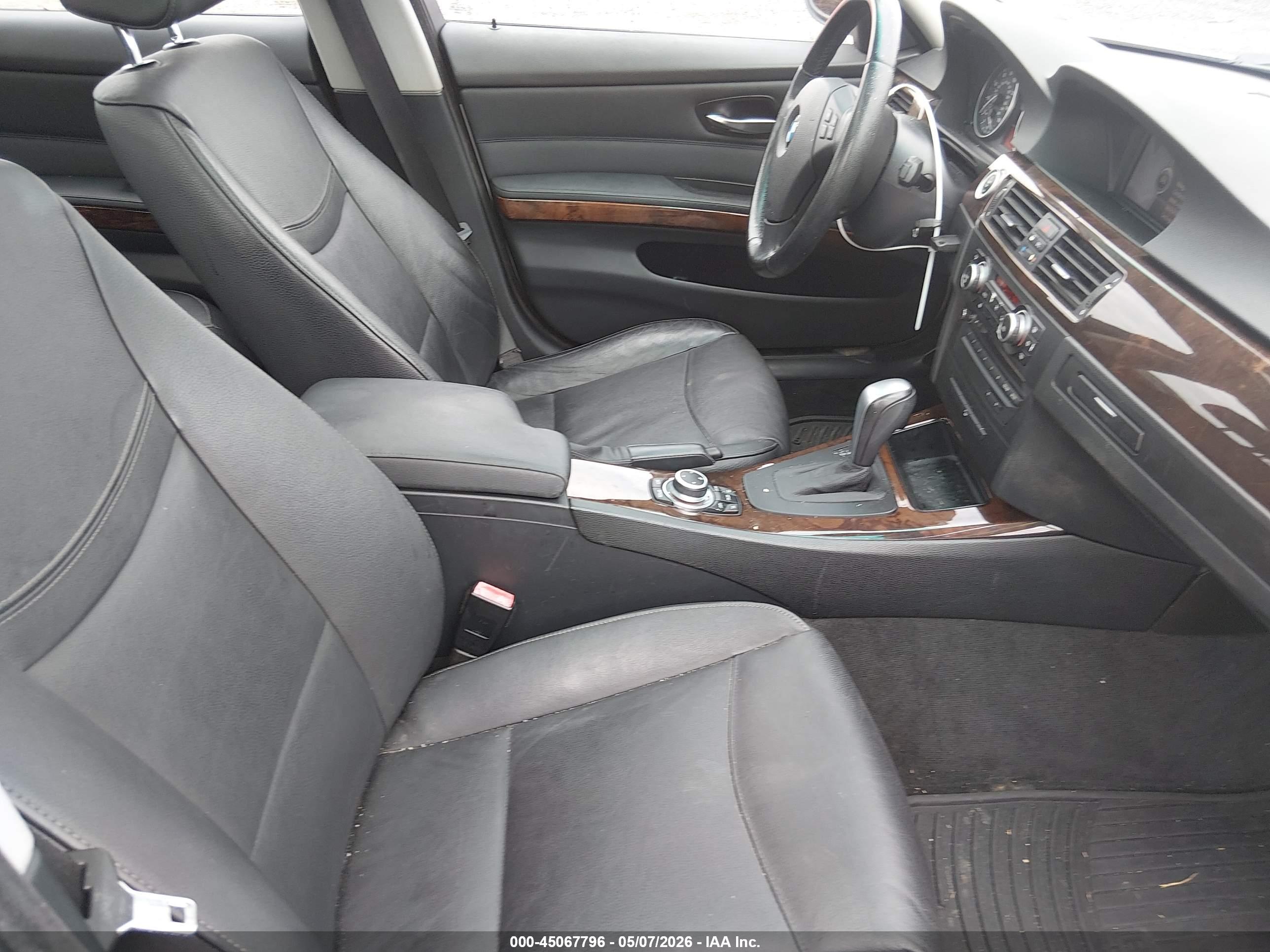 BMW 328I image 5
