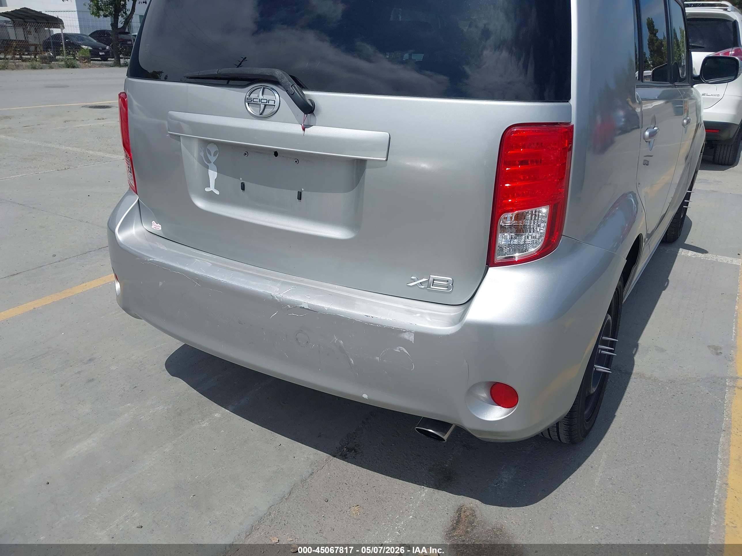 SCION XB image 6