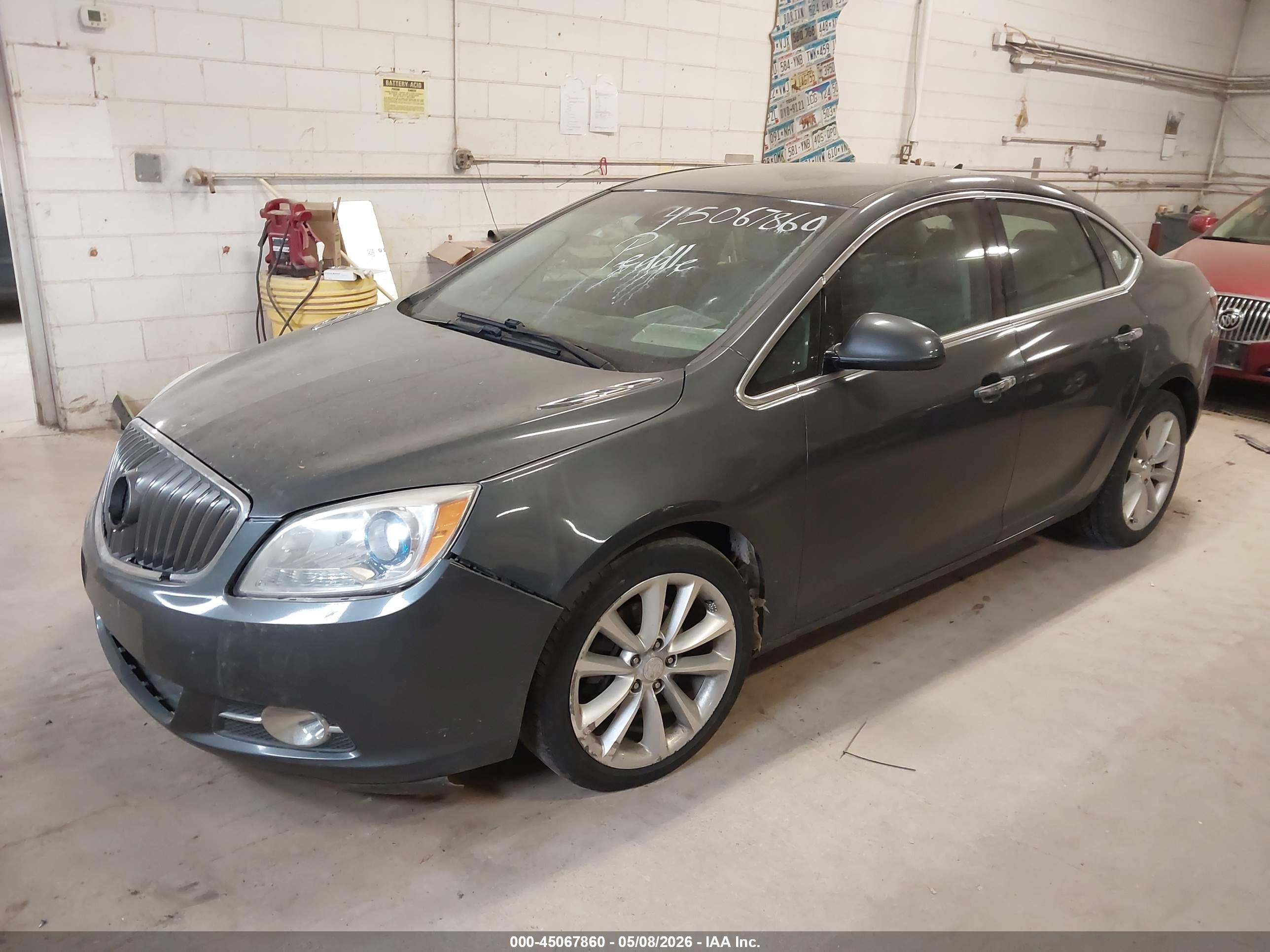 BUICK VERANO image 2