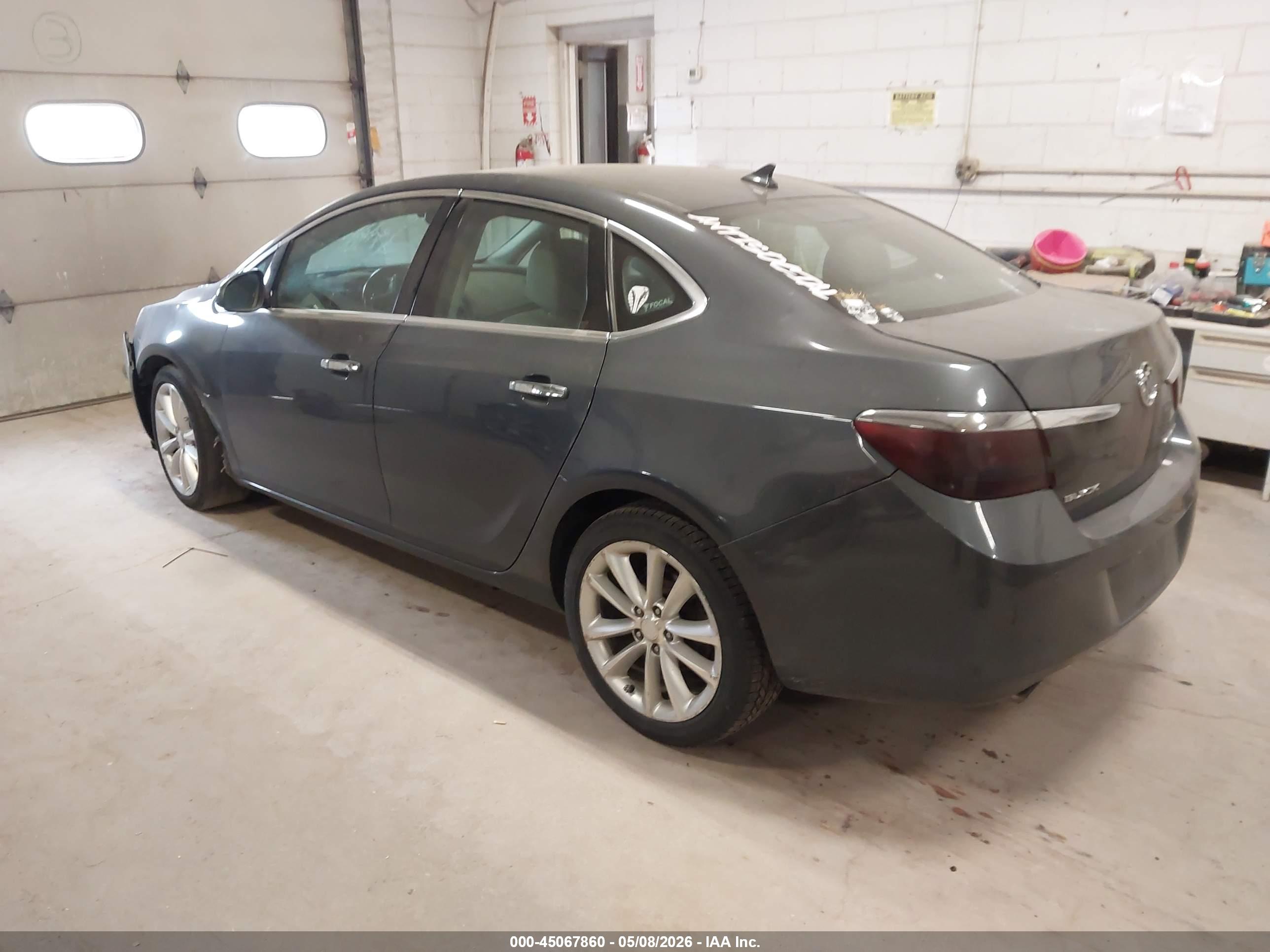 BUICK VERANO image 3