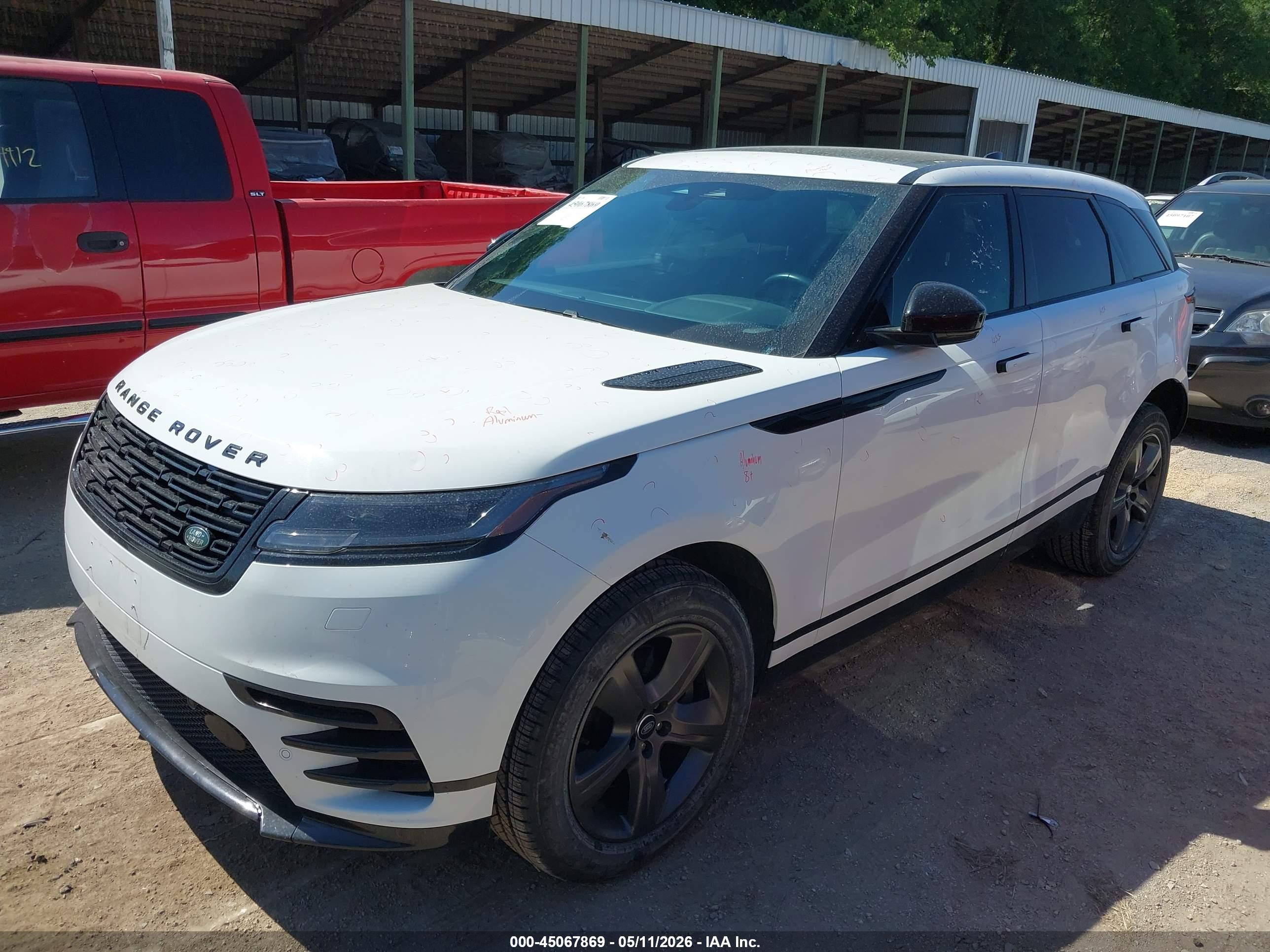 LAND ROVER image 2