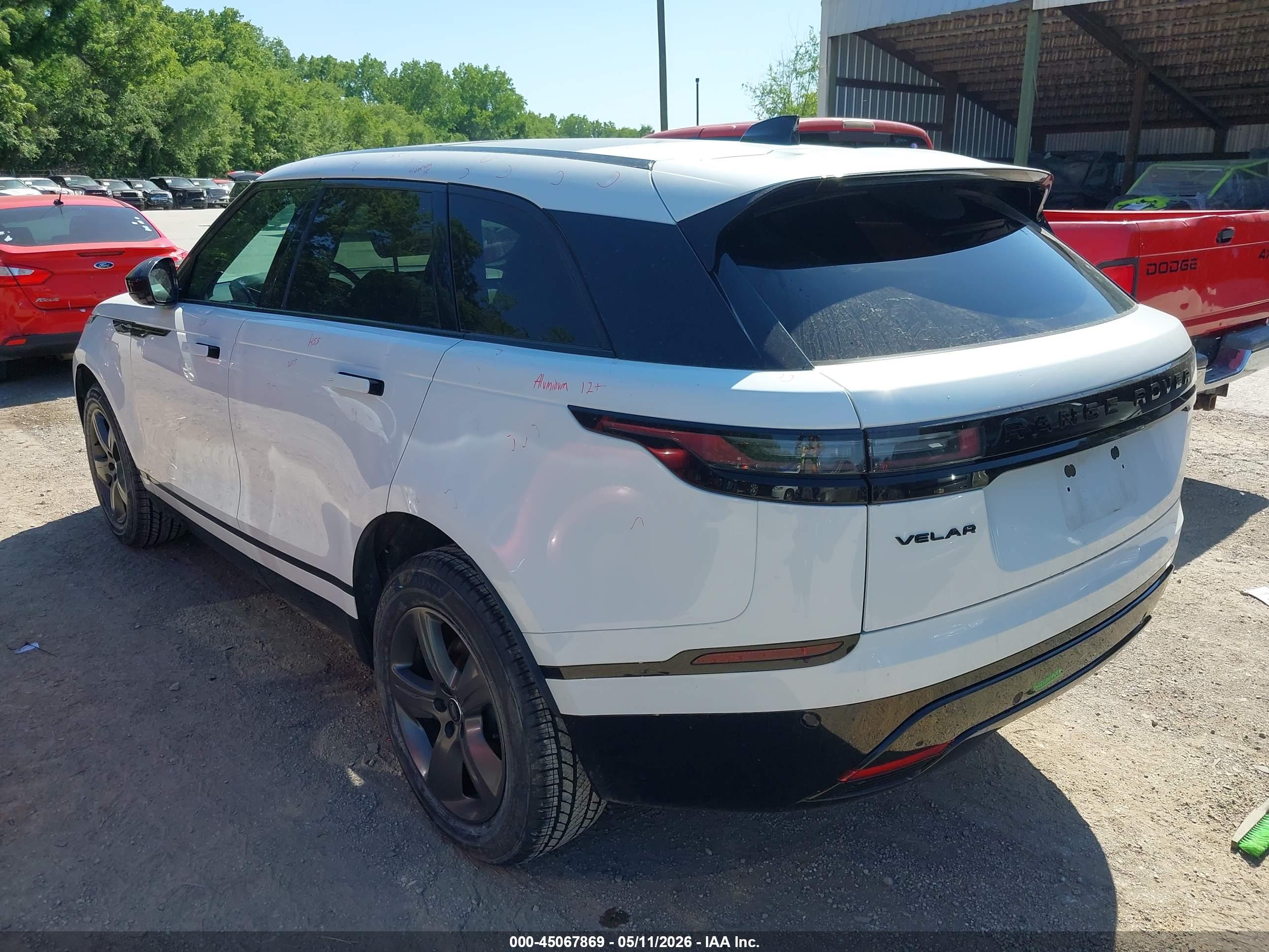 LAND ROVER image 3