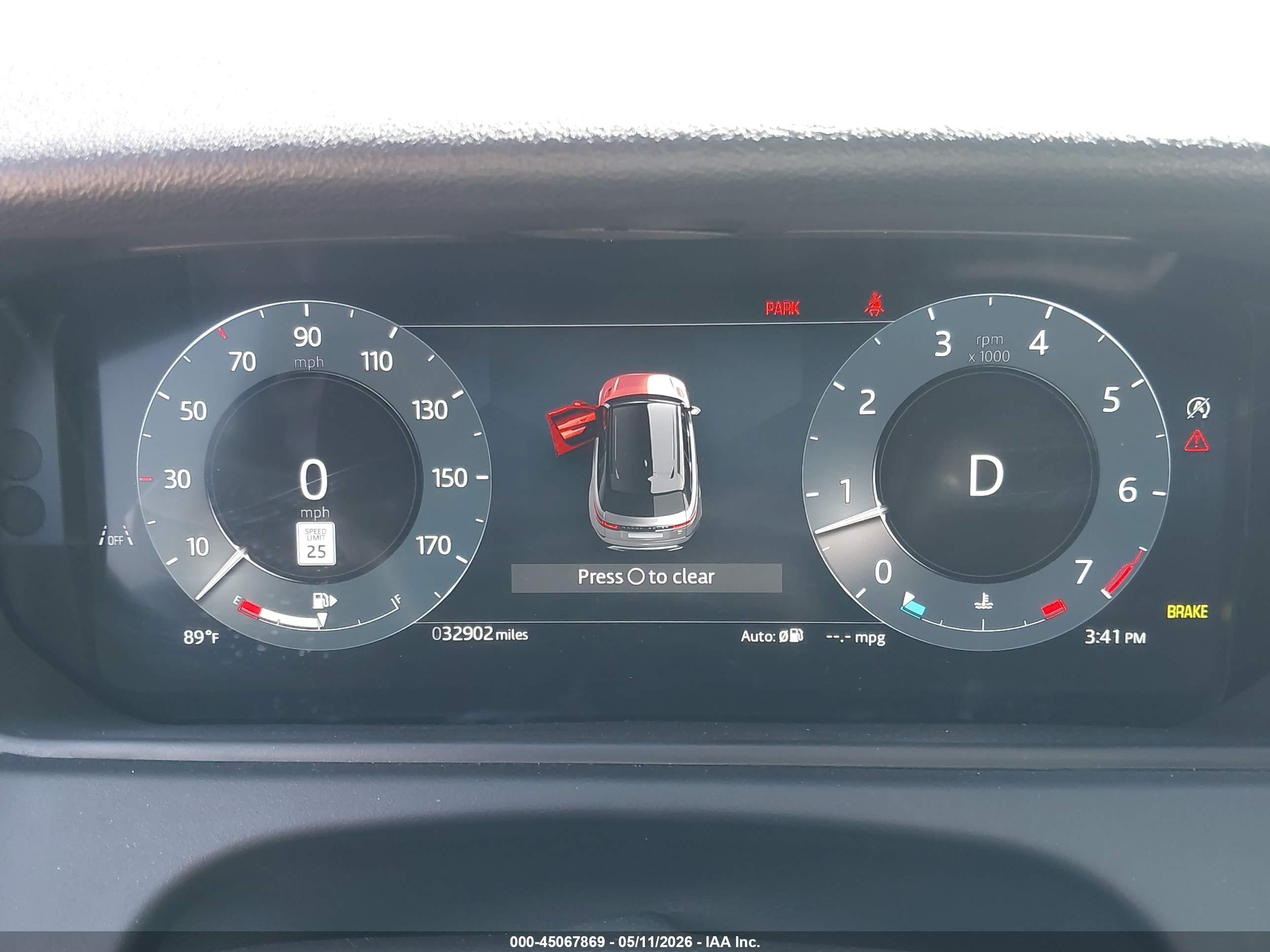 LAND ROVER image 7