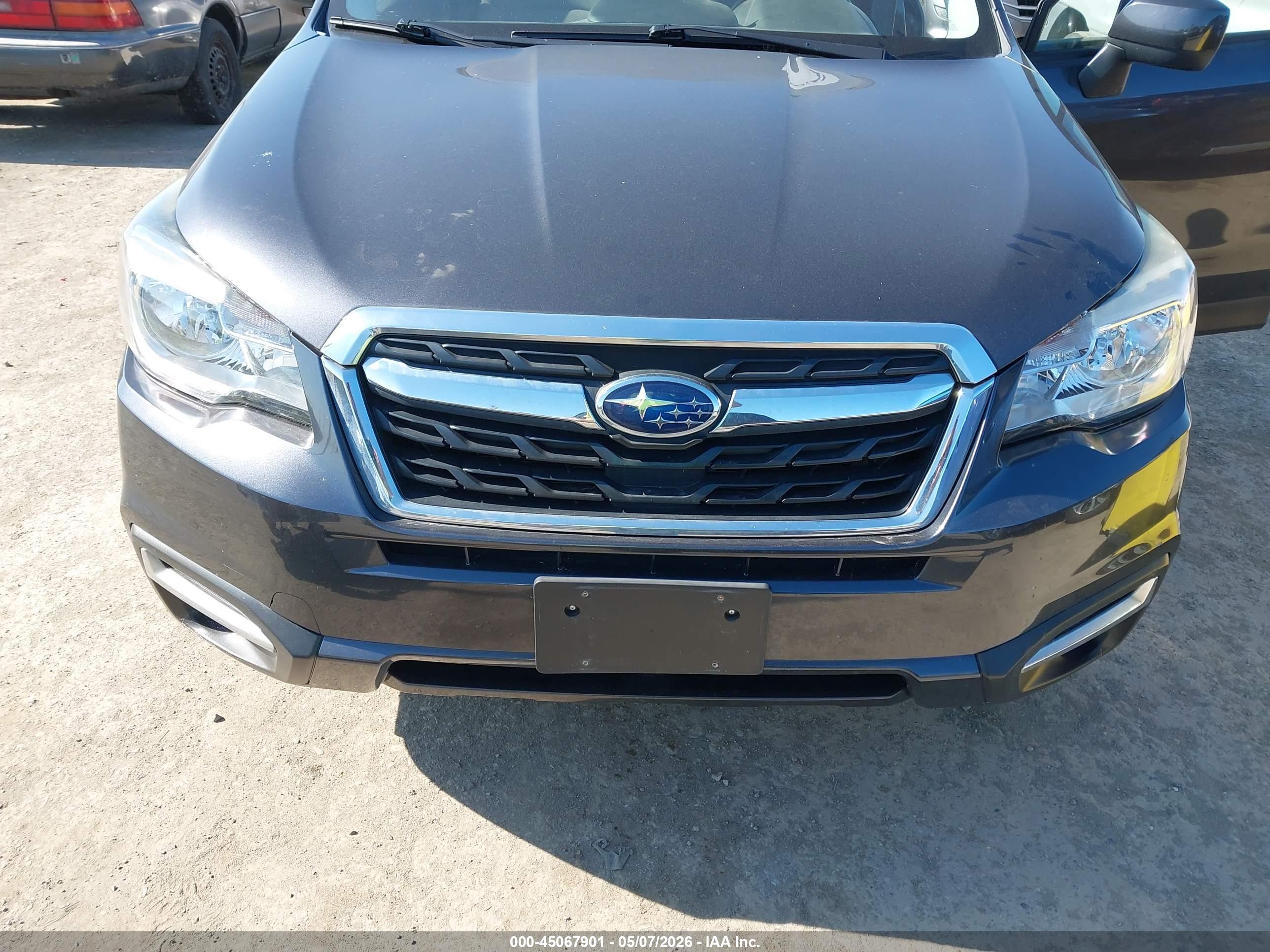 SUBARU FORESTER image 6