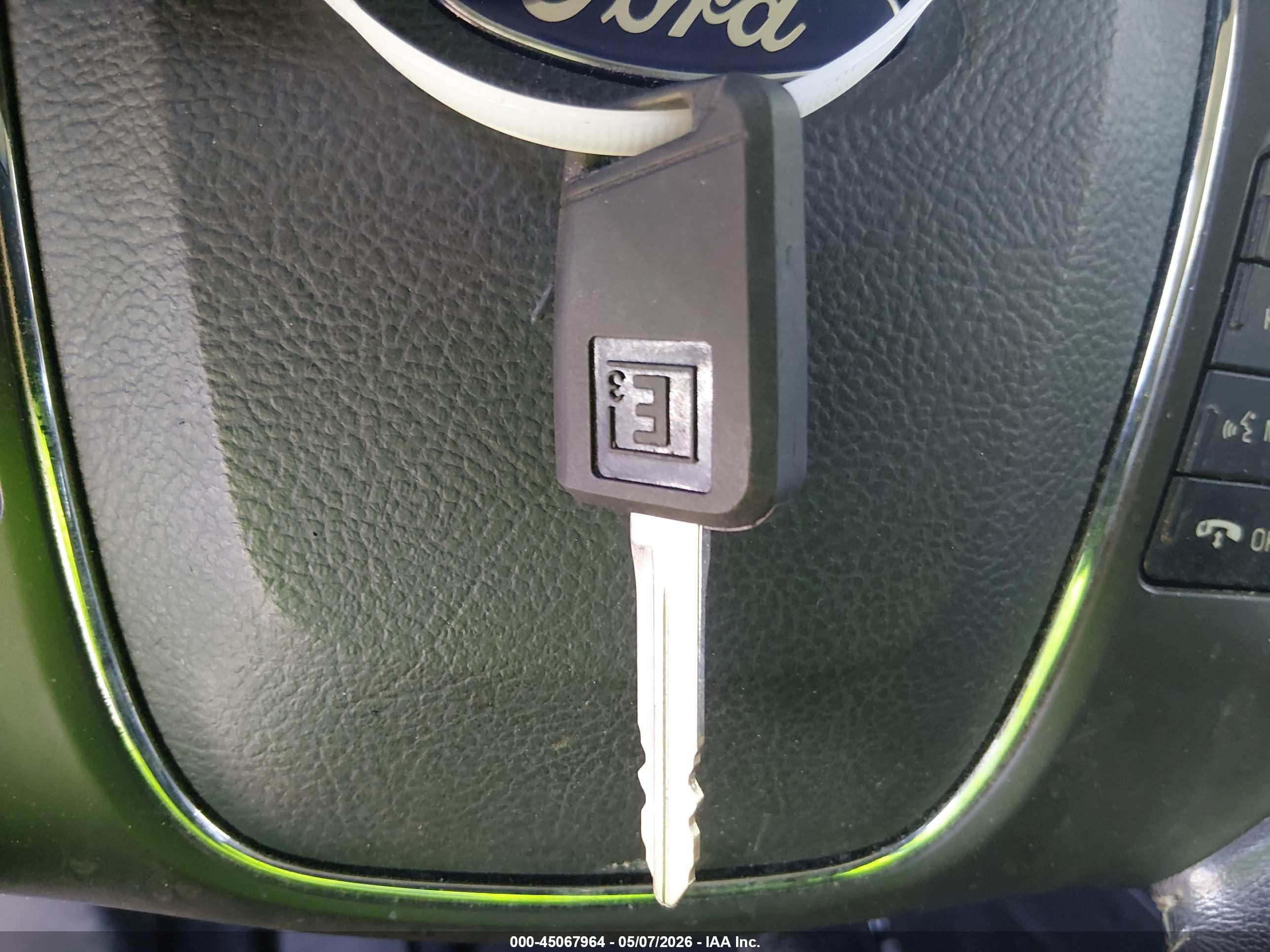 FORD FLEX image 11