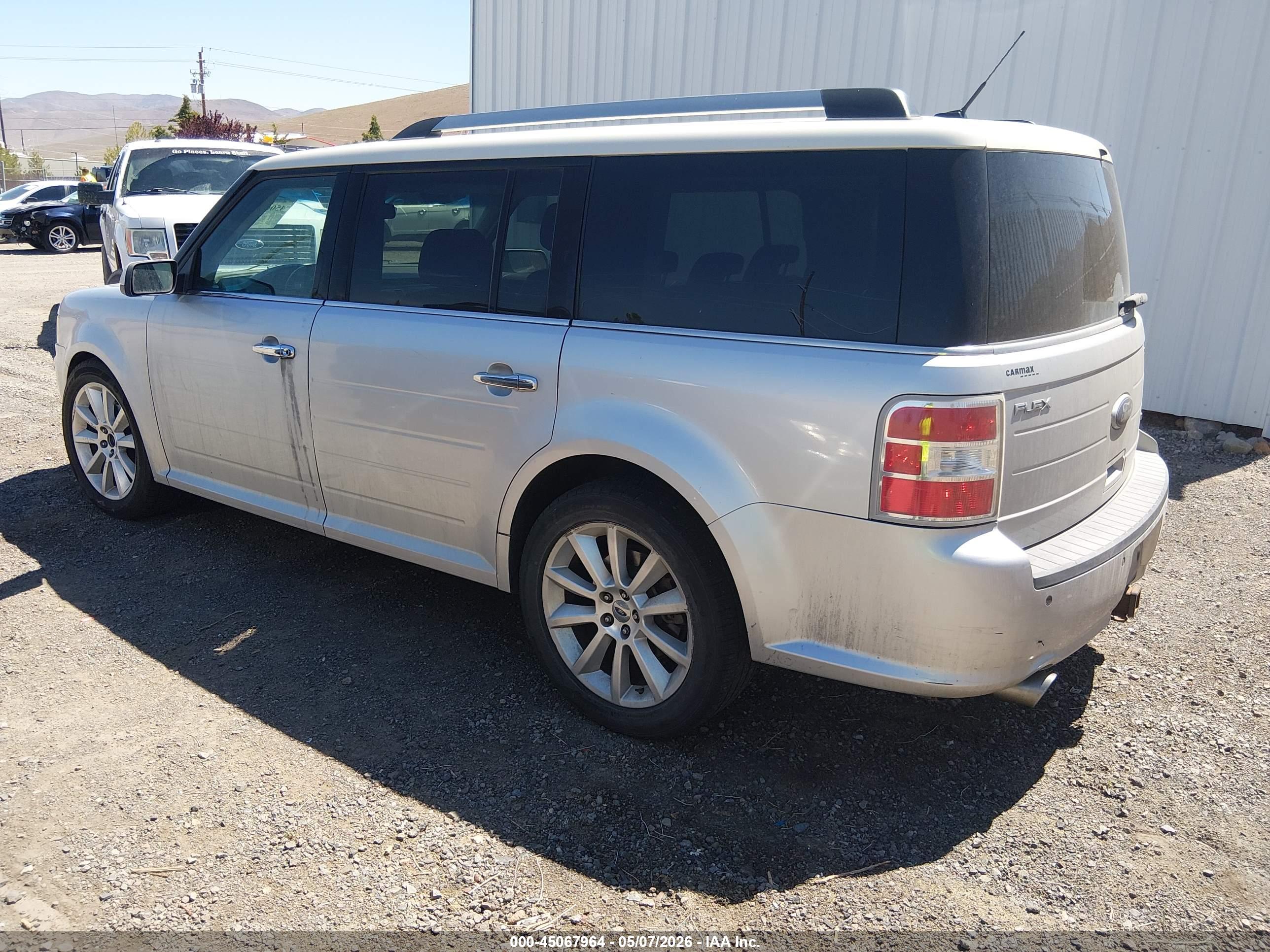 FORD FLEX image 3