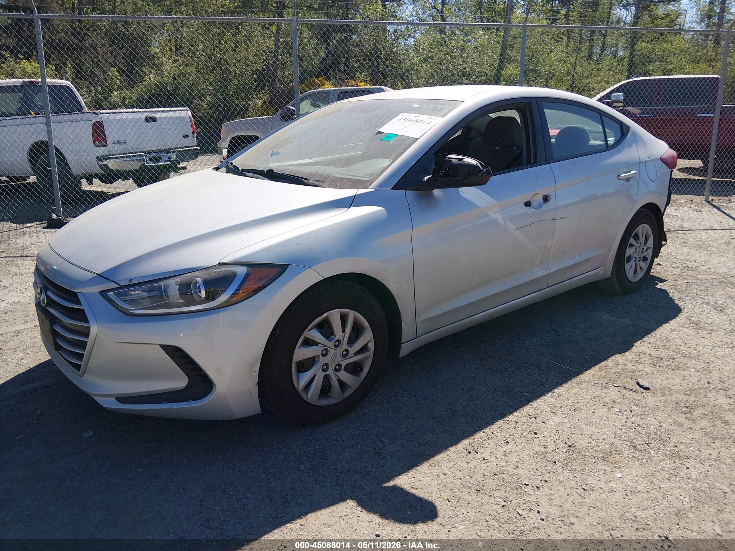 HYUNDAI ELANTRA image 2