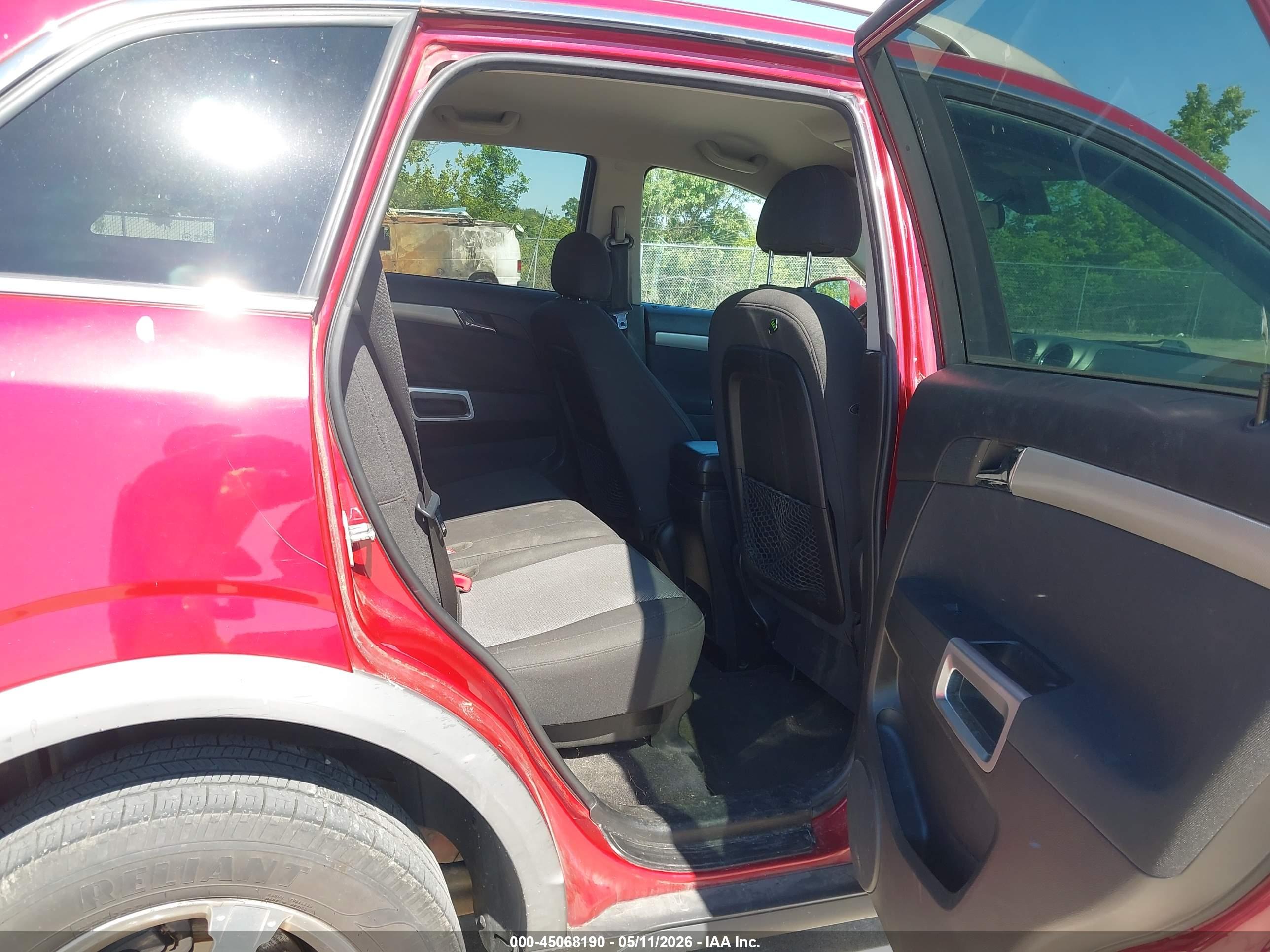 CHEVROLET CAPTIVA image 8