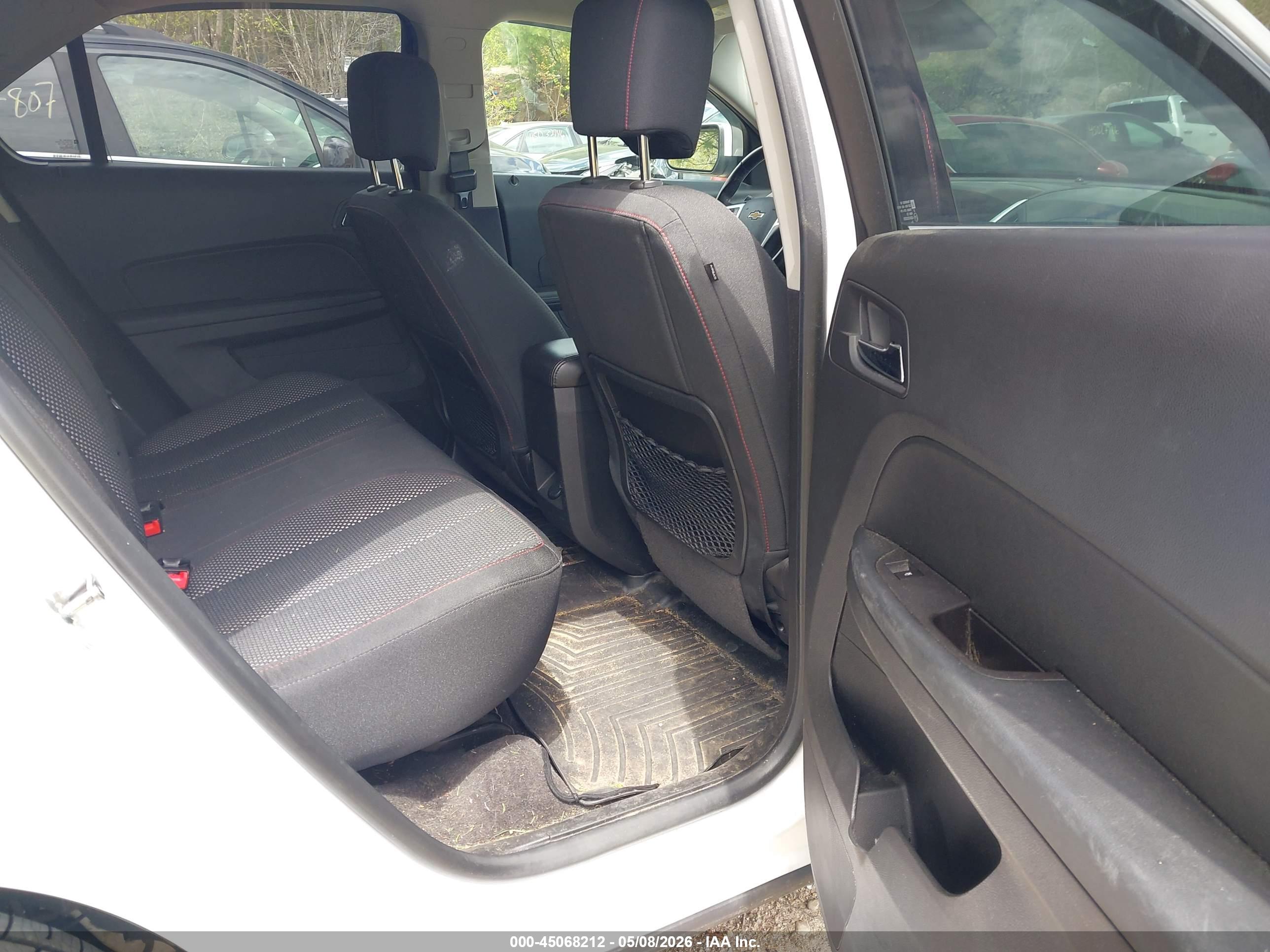 CHEVROLET EQUINOX image 8