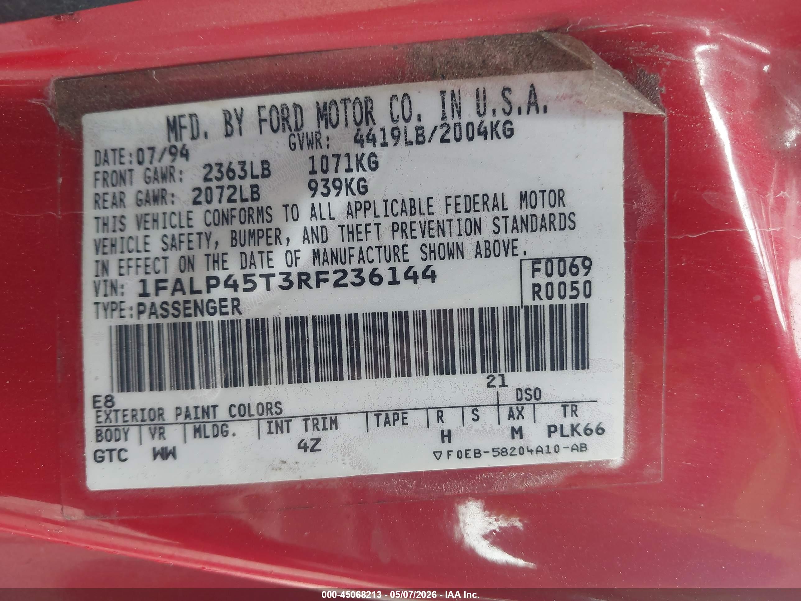 FORD MUSTANG image 9
