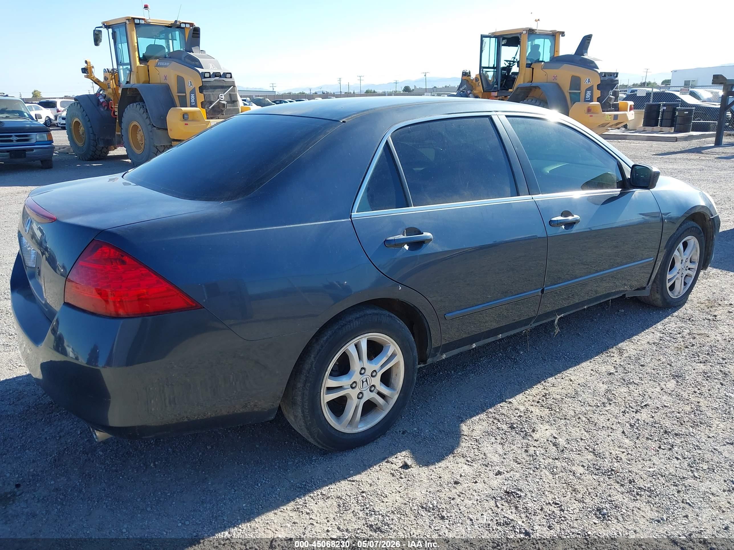 HONDA ACCORD image 4