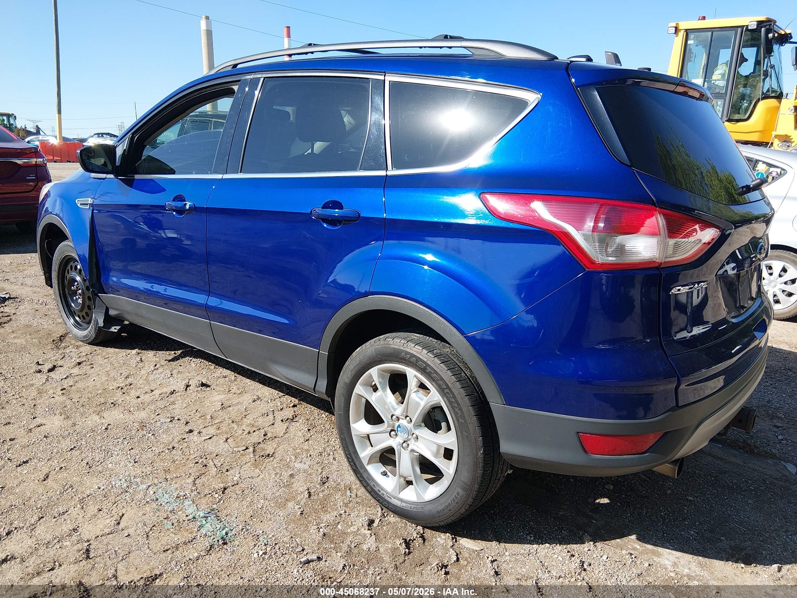 FORD ESCAPE image 3