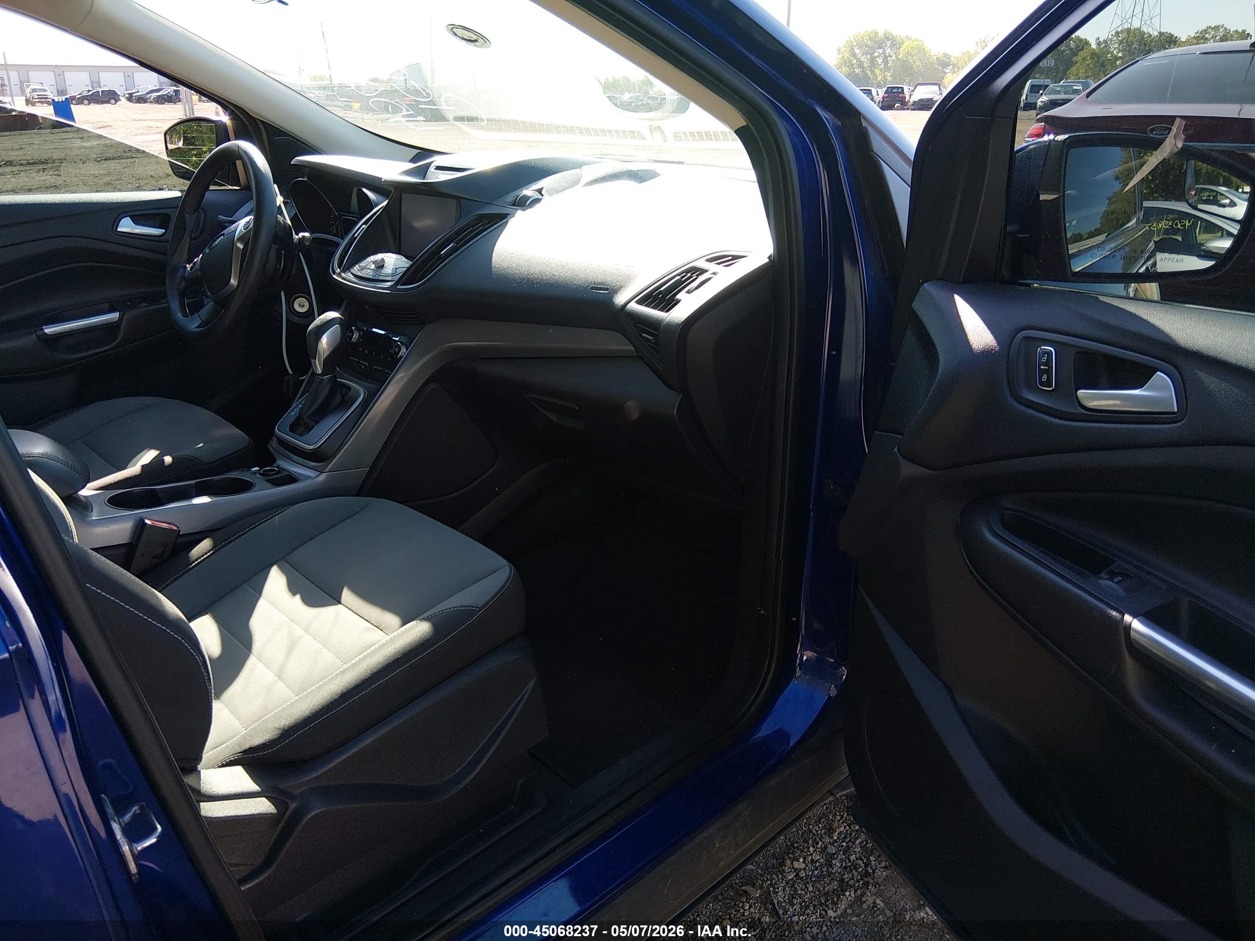 FORD ESCAPE image 5