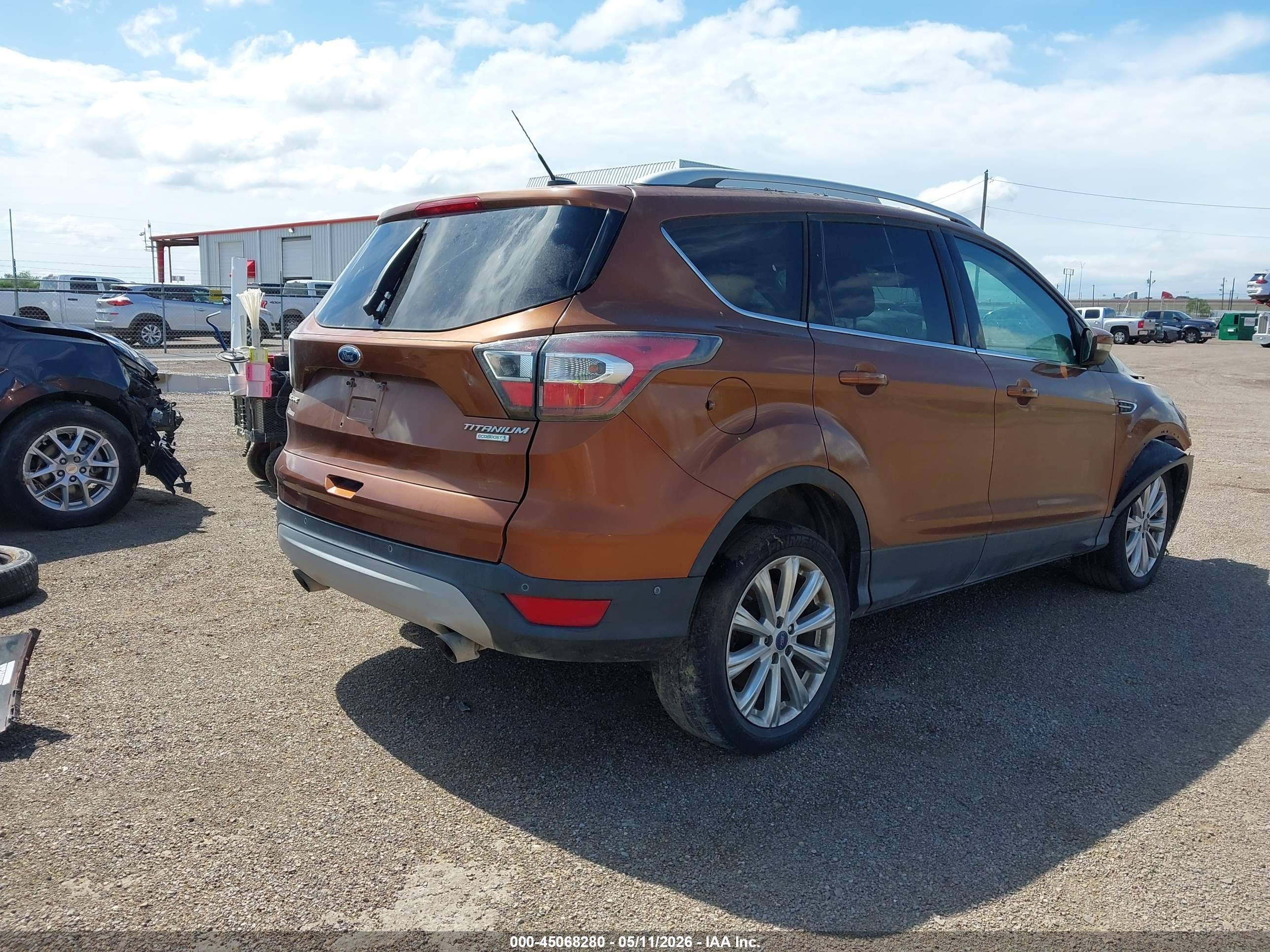 FORD ESCAPE image 4