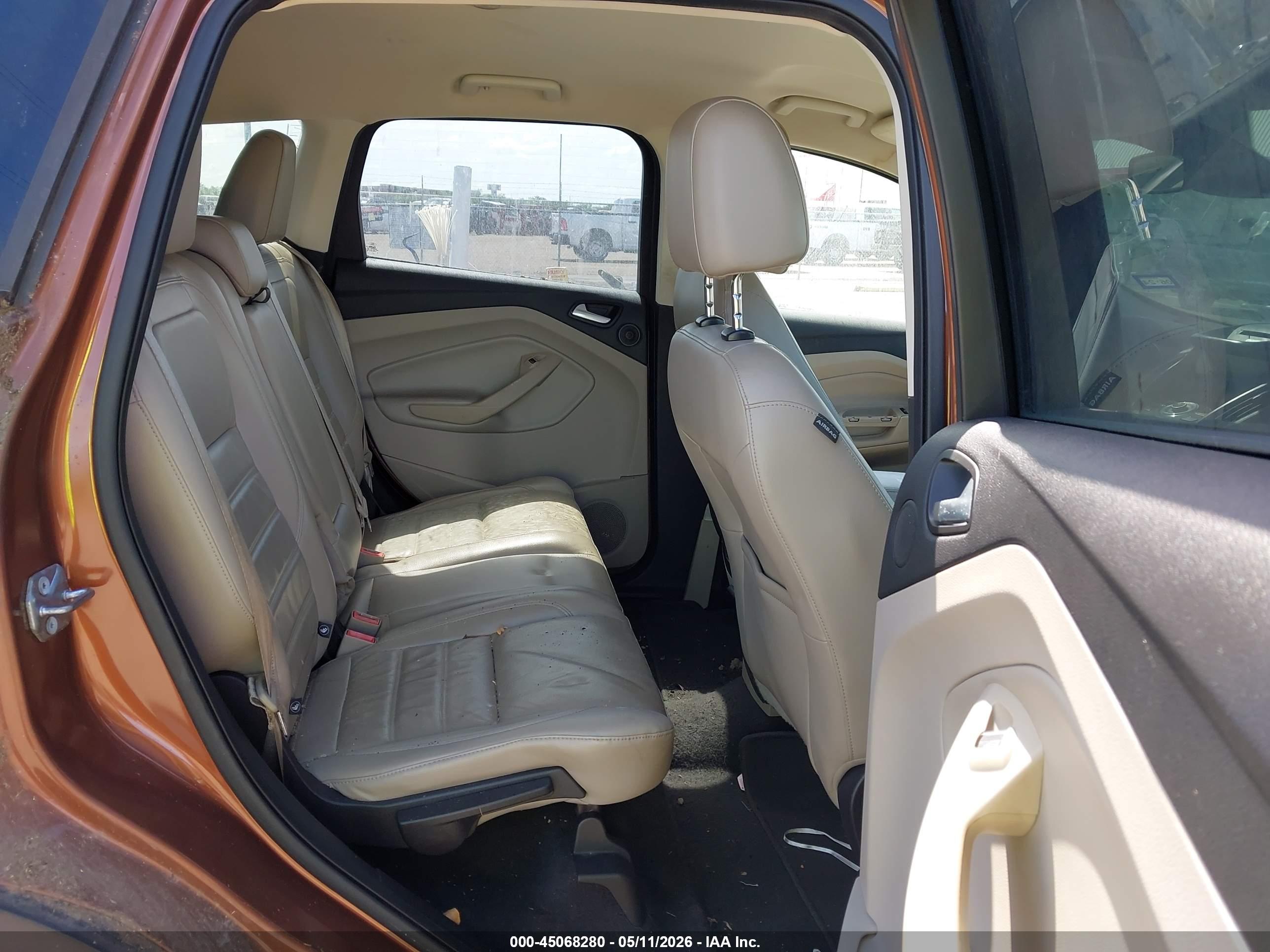 FORD ESCAPE image 8